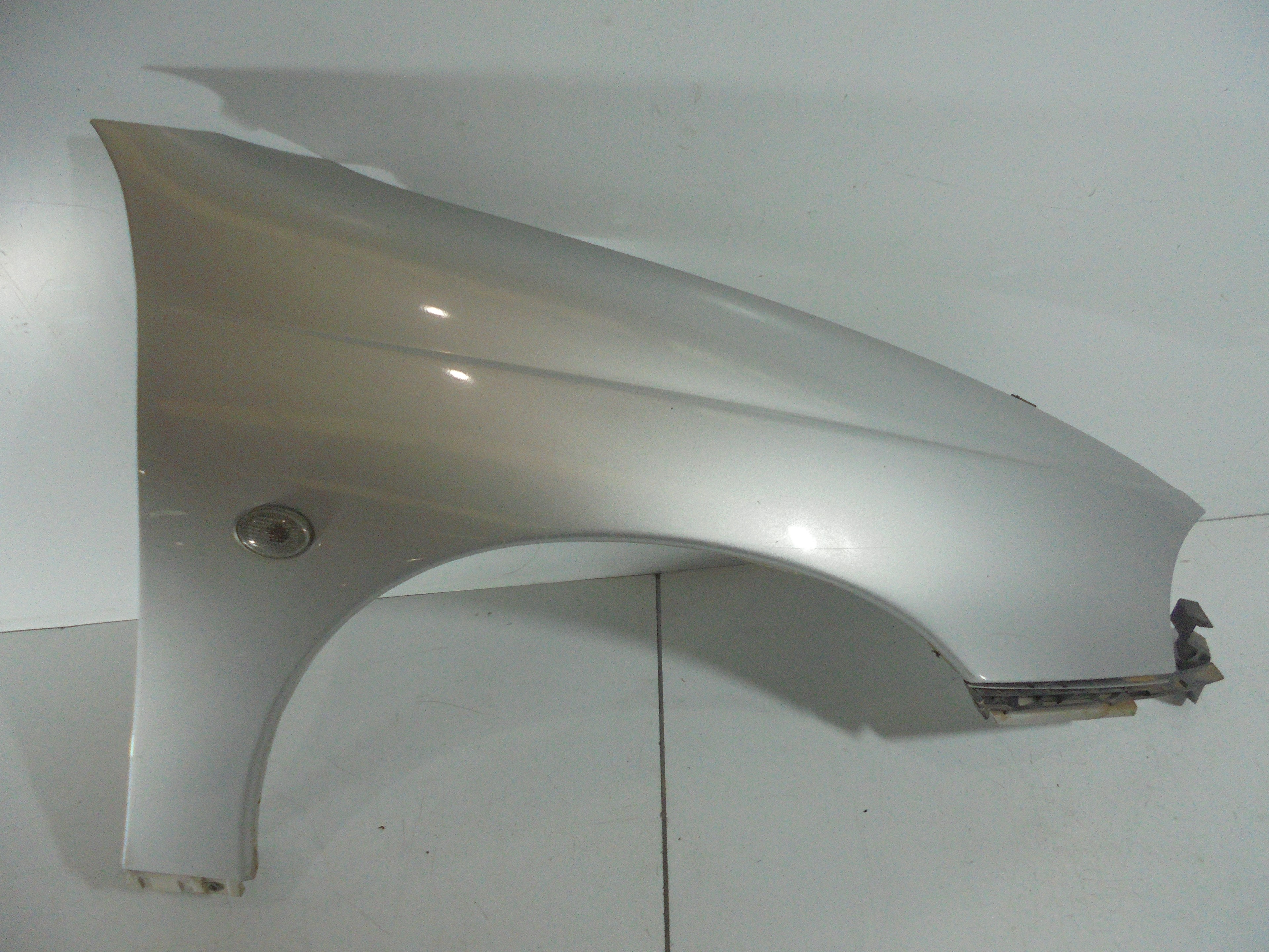 OPEL Tigra 1 generation (1994-2000) Front Right Fender 90482793 27510709