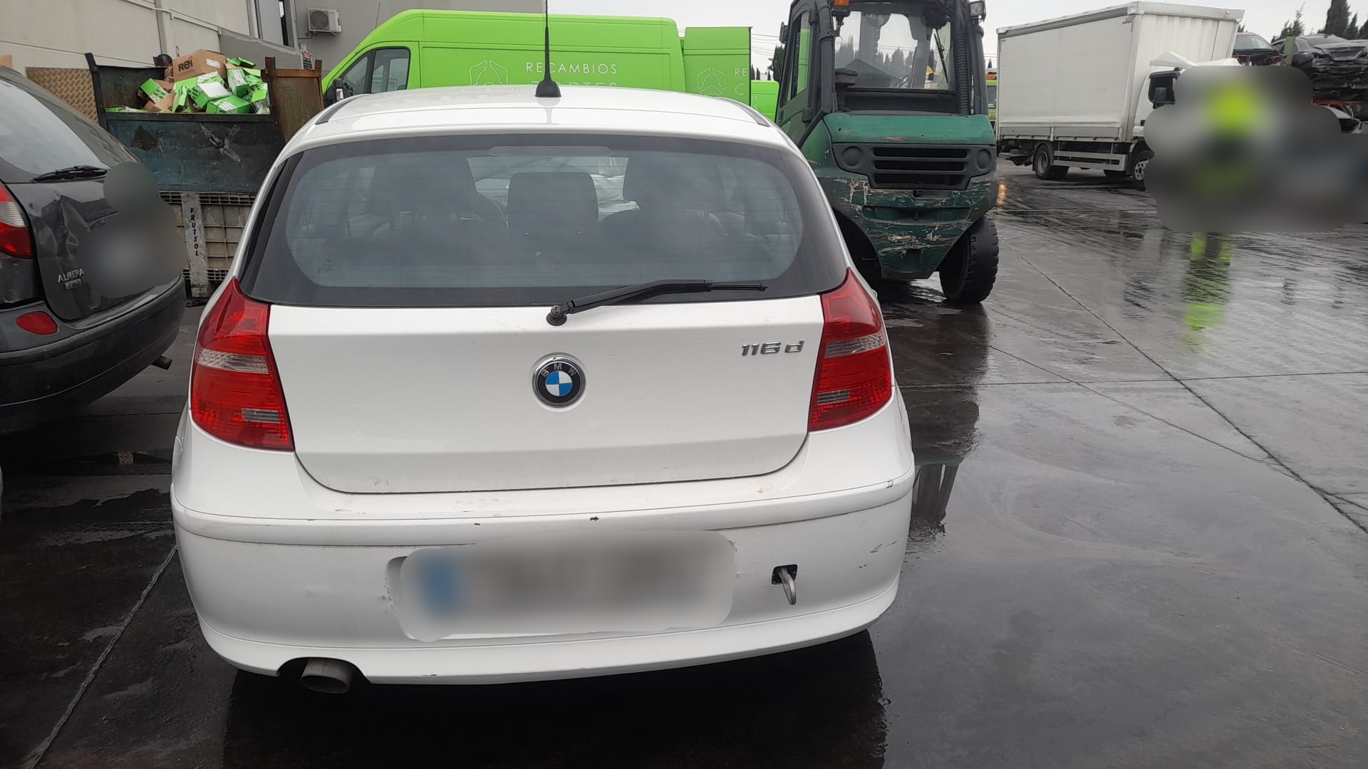 BMW 1 Series E81/E82/E87/E88 (2004-2013) Priekinės dešinės durys 41515A2A378 18542736