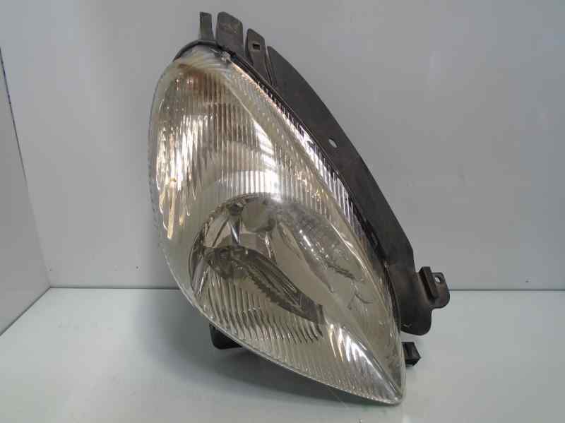 FIAT Xsara Picasso 1 generation (1999-2010) Front Right Headlight 6205W0 18466406