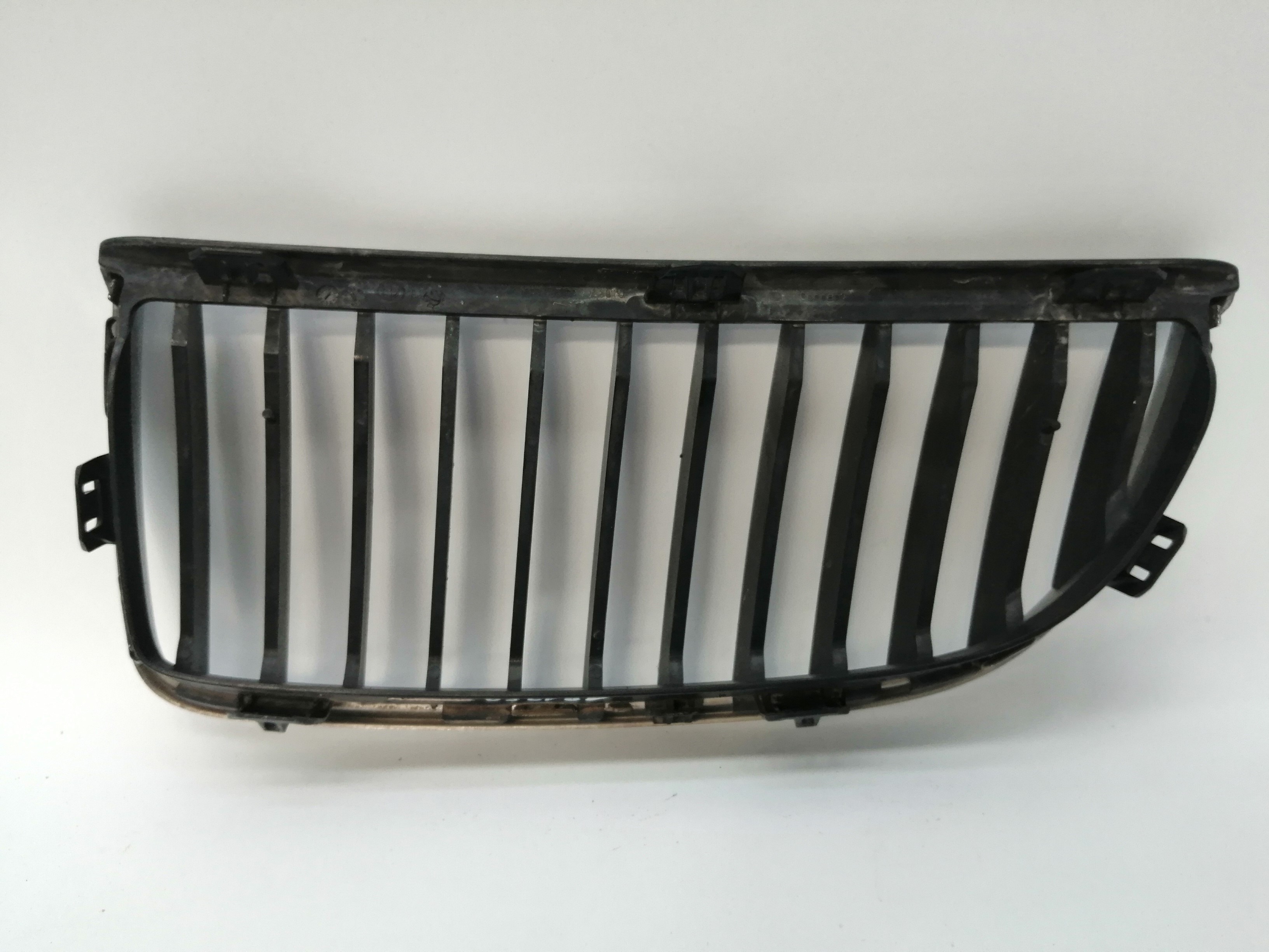 BMW 3 Series E90/E91/E92/E93 (2004-2013) Radiatora reste 51137120008 25177629