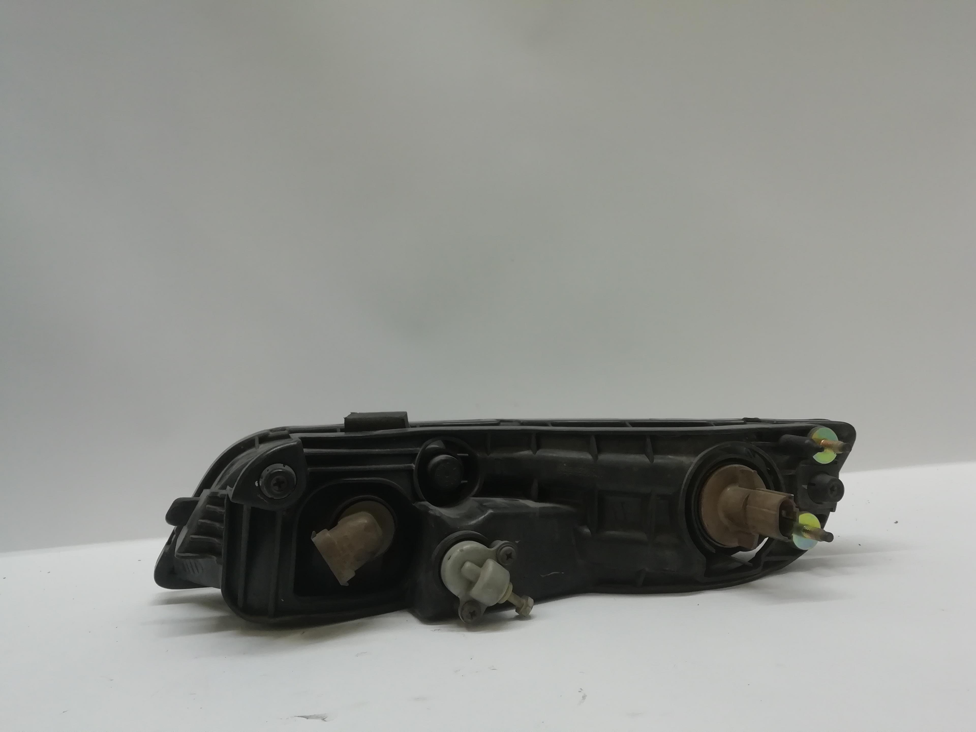 SSANGYONG Rexton Y200 (2001-2007) Front Right Fog Light 24022729