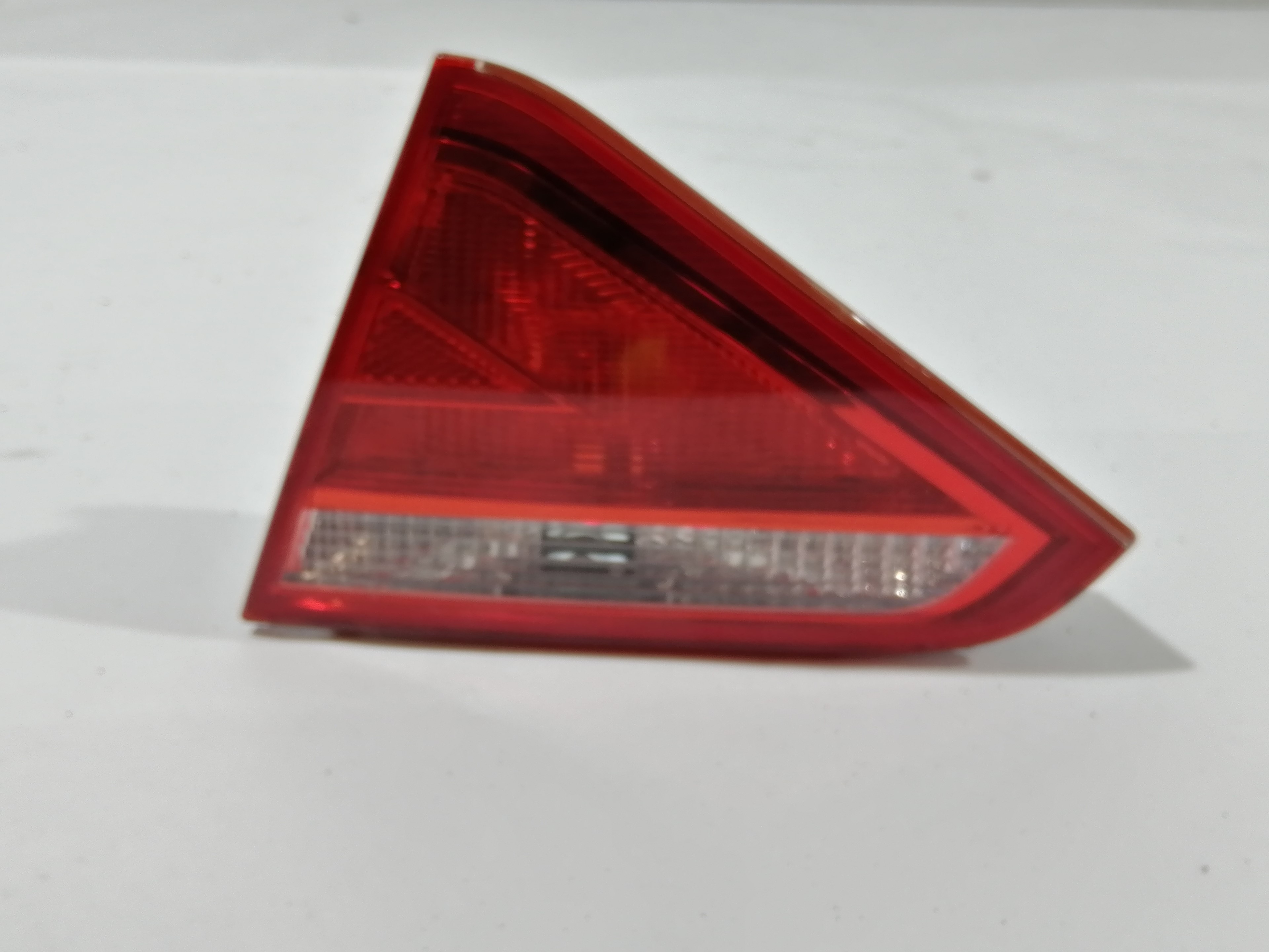 AUDI A4 B8/8K (2011-2016) Rear Right Taillight Lamp 8T0945094 25200642