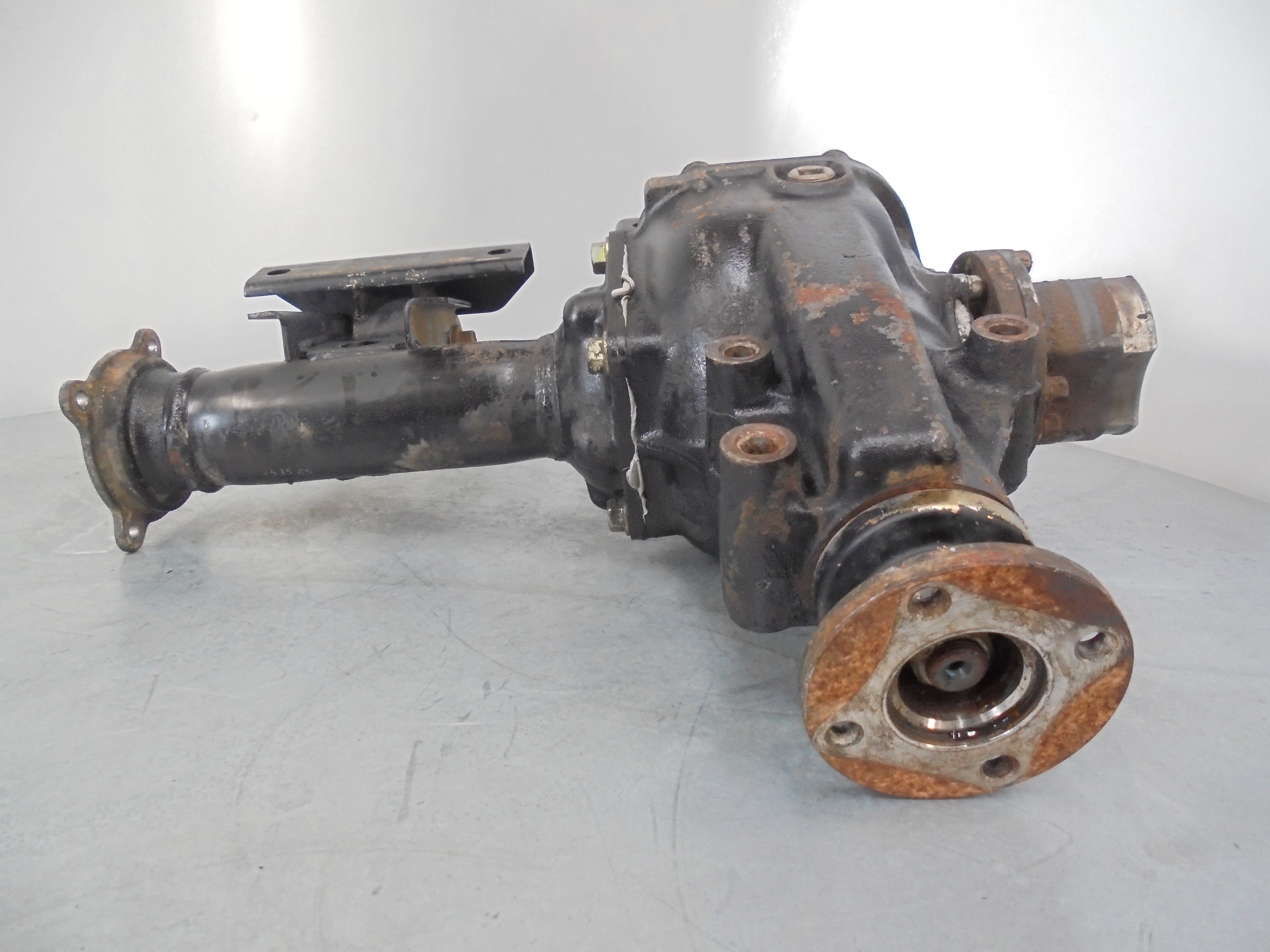 VOLVO Front Transfer Case 385116230007 27510633