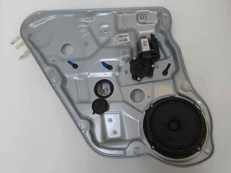 KIA Cee'd 1 generation (2007-2012) Ridicator geam ușă dreapta spate 834711H010 27509896