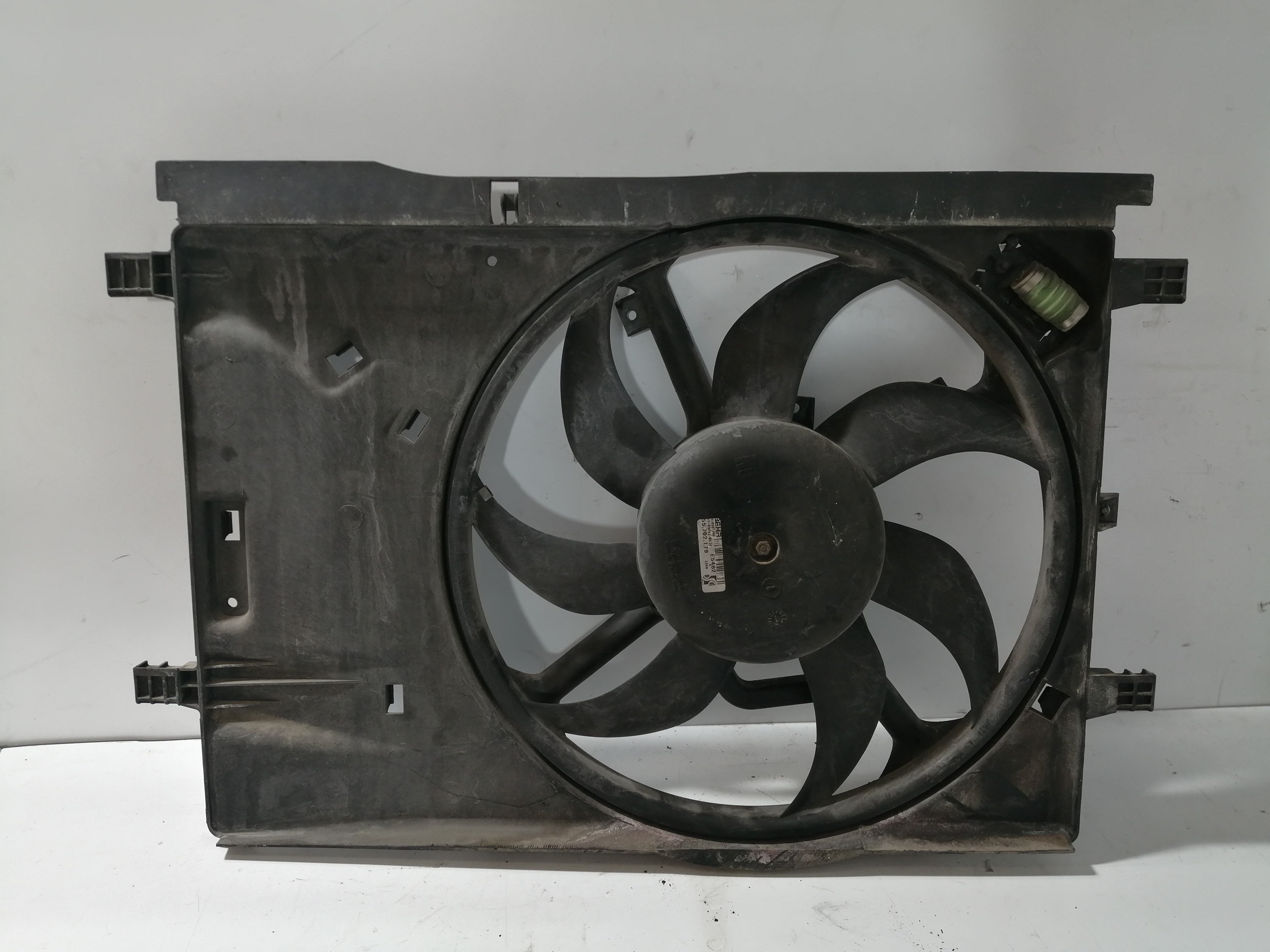 PEUGEOT Focus 2 generation (2004-2011) Diffuser Fan 1530980 20141767