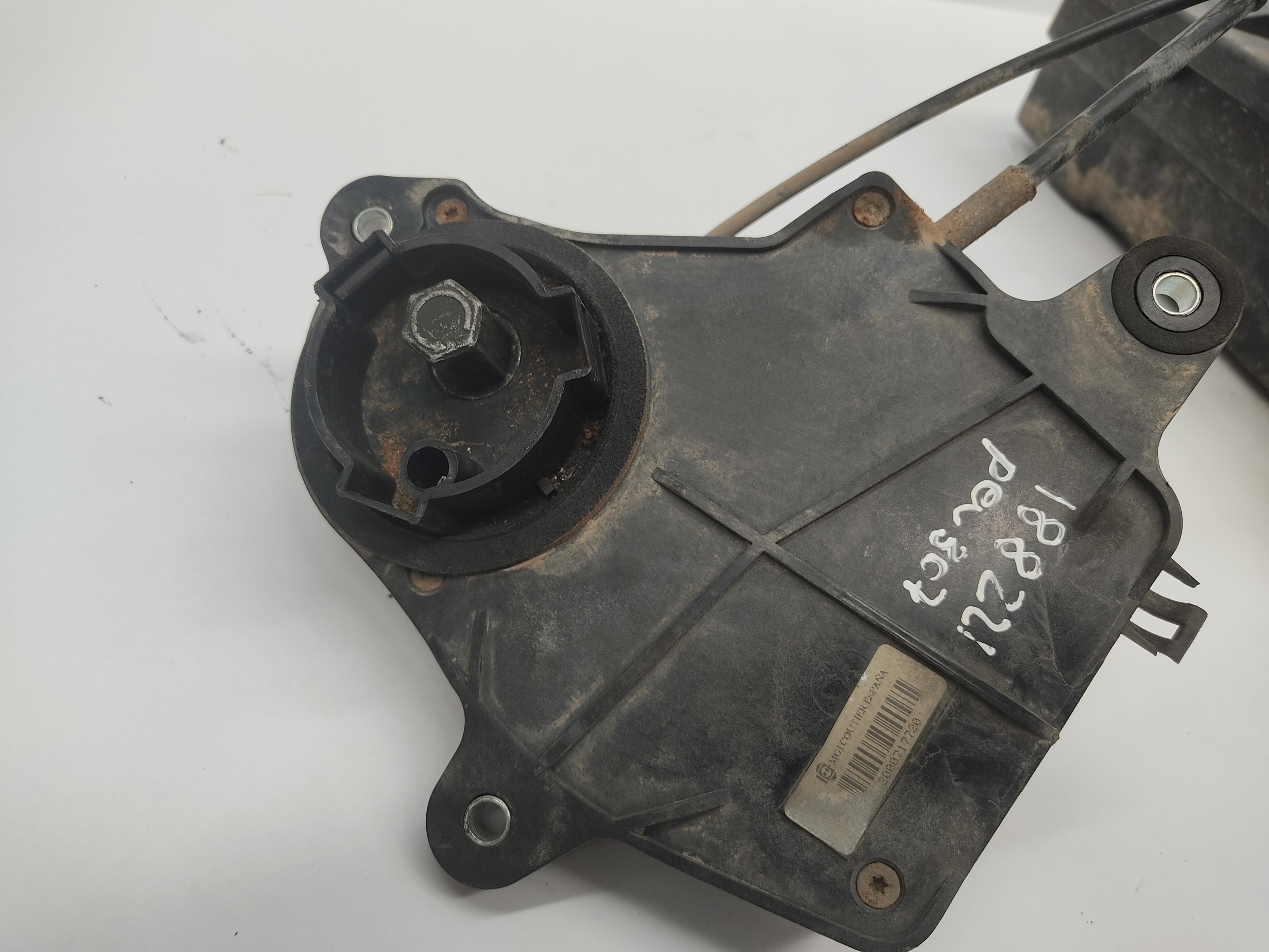 PEUGEOT 307 1 generation (2001-2008) Reservehjulfeste 673504 25267995