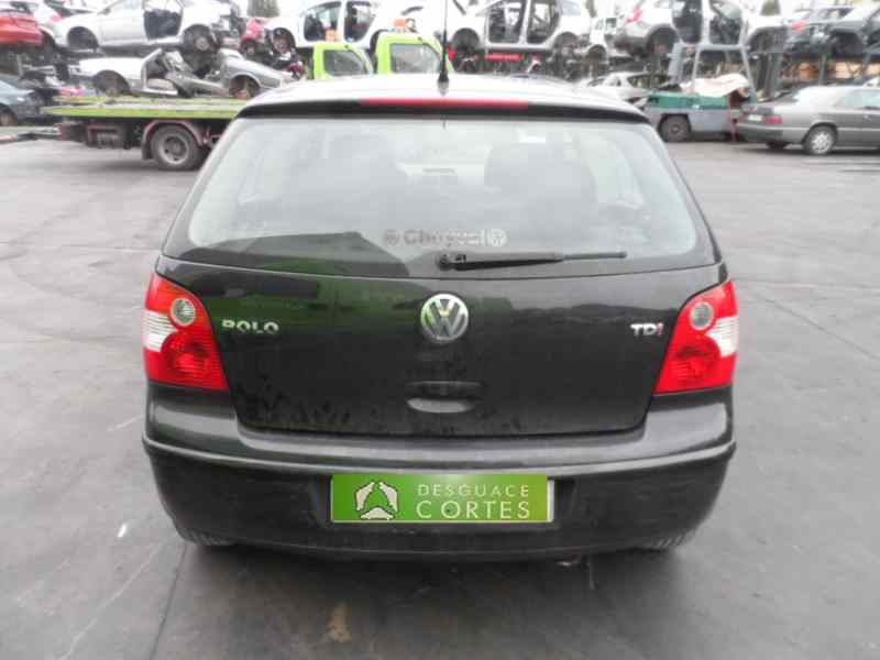 VOLKSWAGEN Polo 4 generation (2001-2009) Etuoikea konepellin tuki 6Q6827550C 18366941