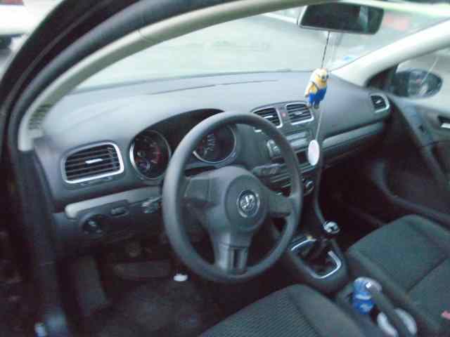 VOLKSWAGEN Golf 5 generation (2003-2009) Baklykt venstre bak 5K0945093AB 25100812