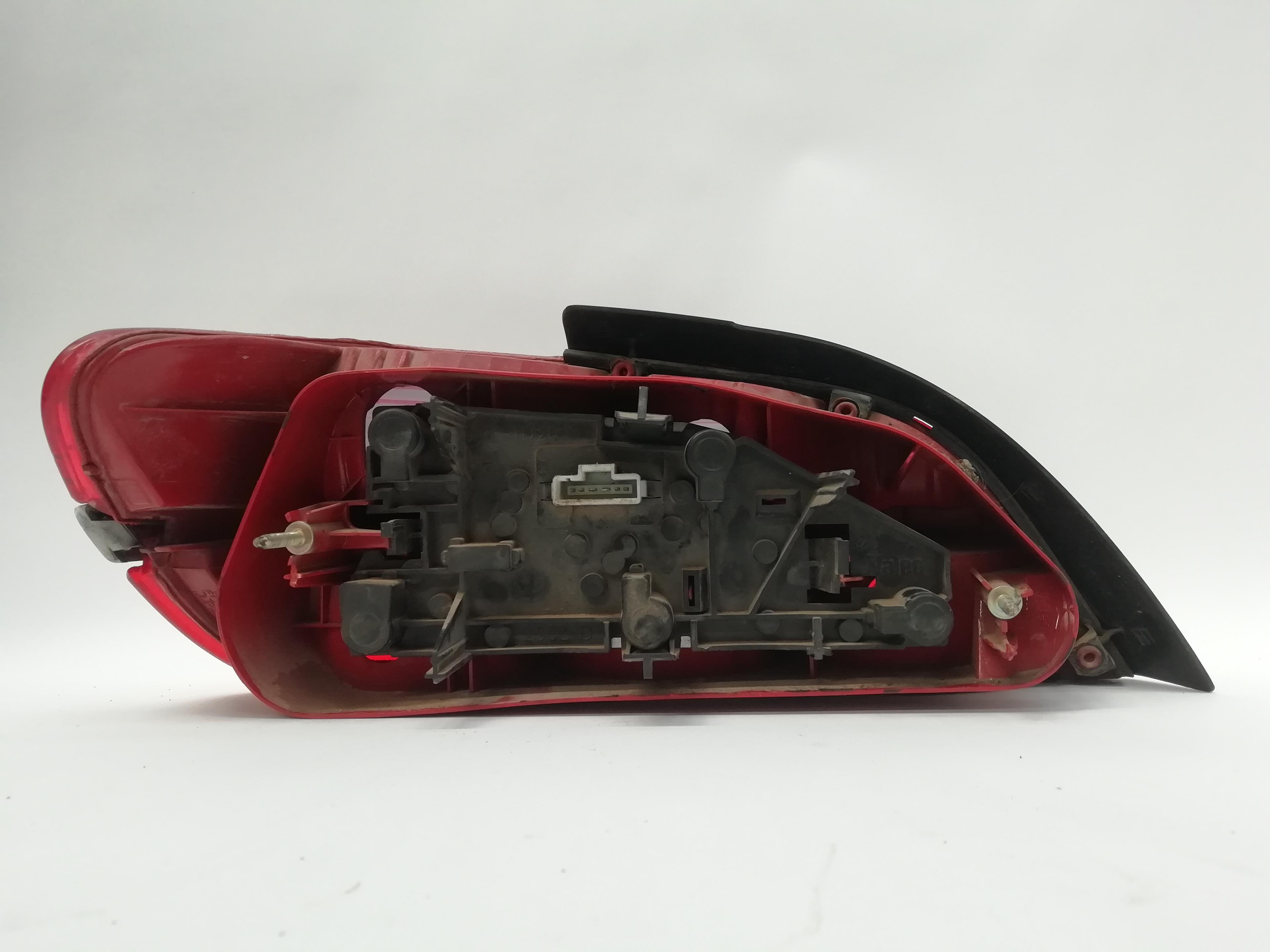 PEUGEOT 406 1 generation (1995-2004) Rear Right Taillight Lamp 6351L5 23798667