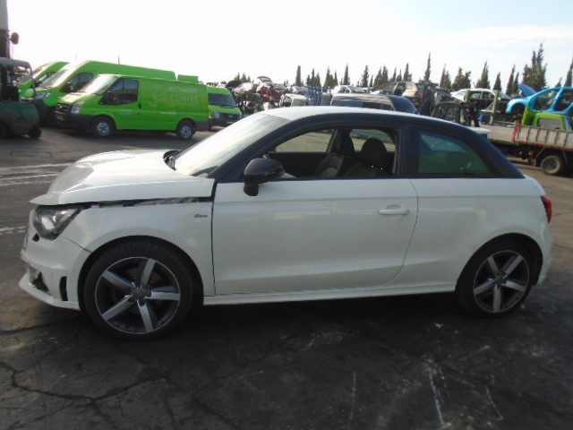 AUDI A1 8X (2010-2020) Регулатор на прозореца на предната лява врата 8X3837461 25200737