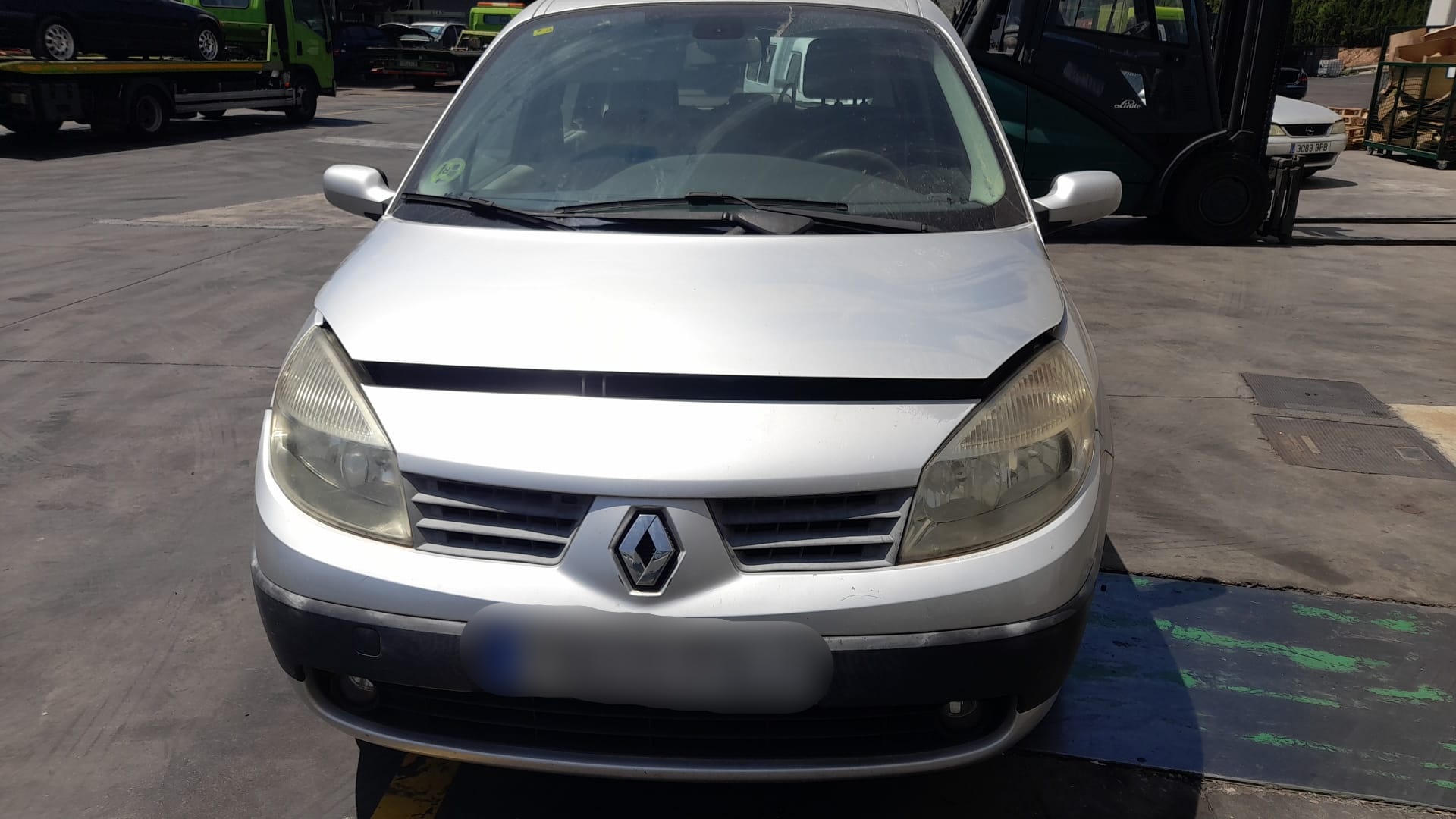 RENAULT Scenic 2 generation (2003-2010) Priekšējais bamperis 620225303R 20408073