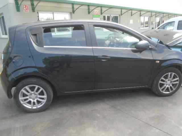 CHEVROLET Aveo T300 (2011-2020) Främre höger hjulnav 94524969 18435243