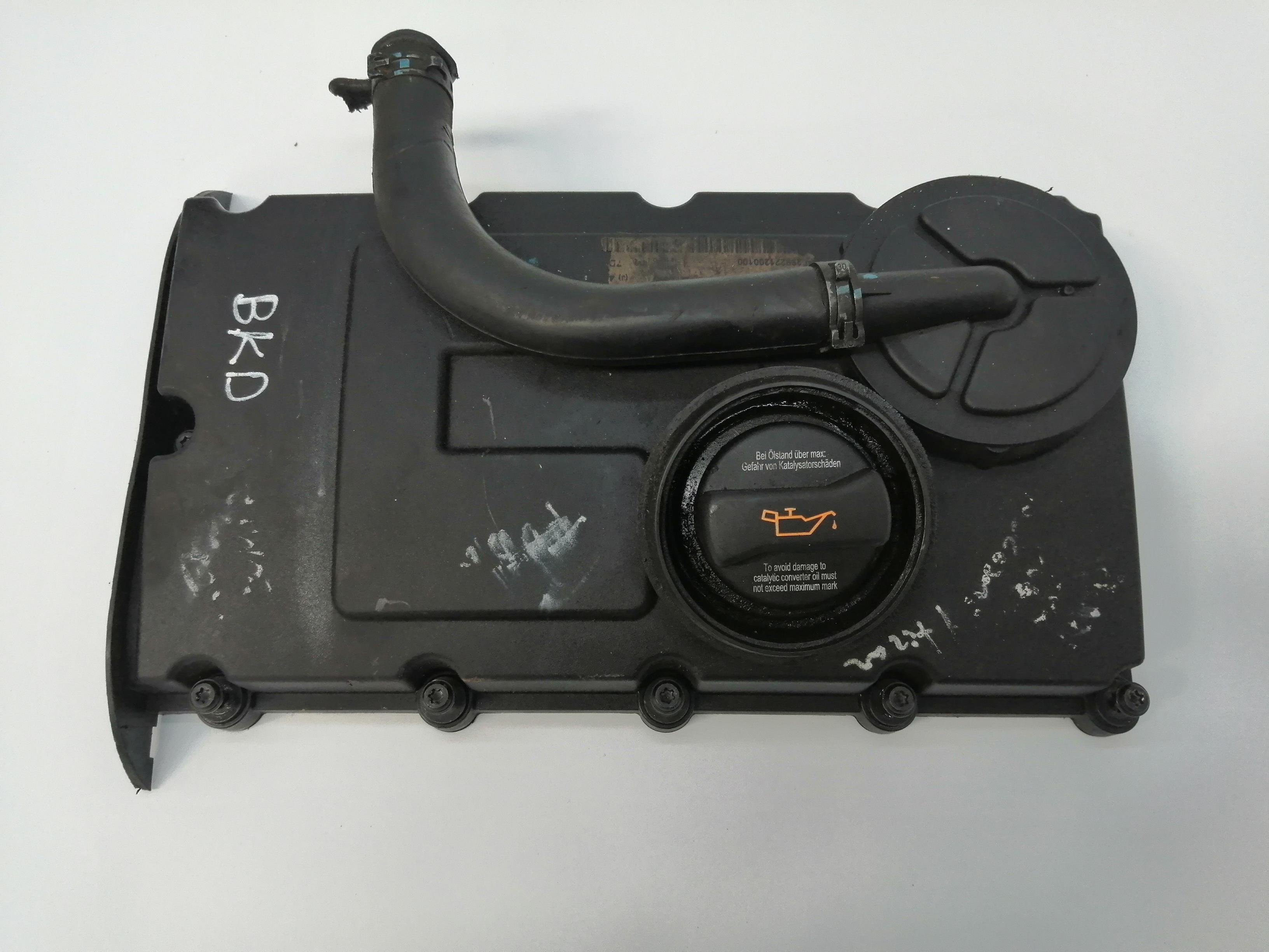 SEAT Leon 2 generation (2005-2012) Valve Cover 25187351