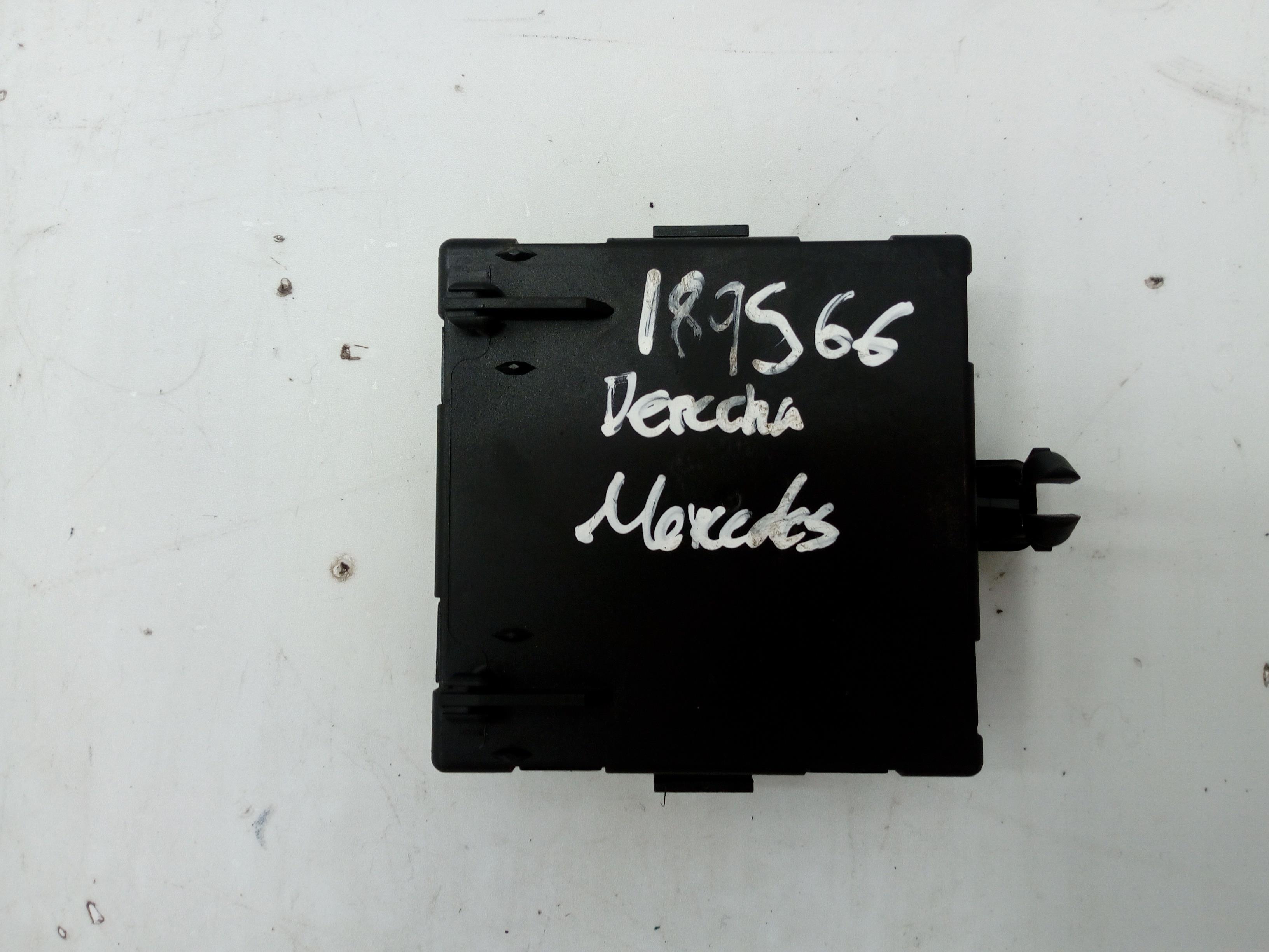 MERCEDES-BENZ GLA-Class X156 (2013-2020) Andre kontrollenheter A1669000518 25705983