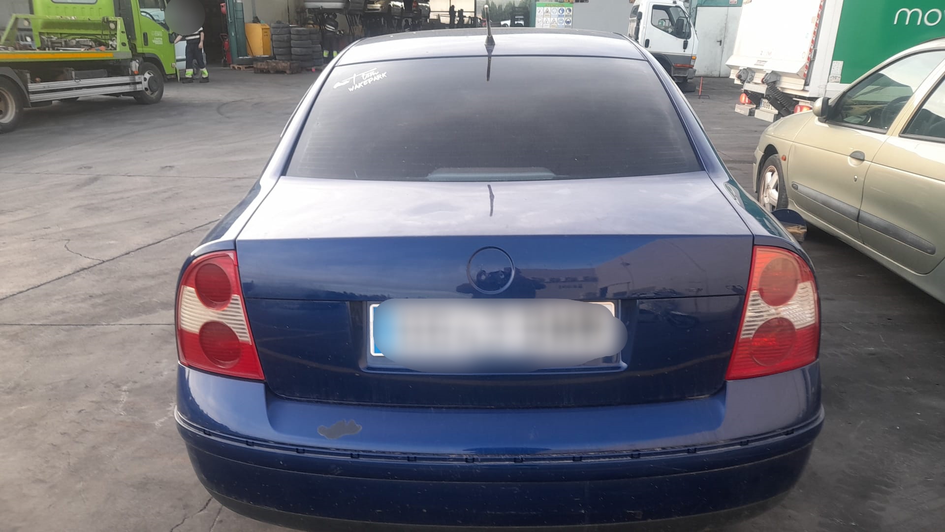 VOLKSWAGEN Passat B5 (1996-2005) Aripa dreapta față 3B0821106E 18665130