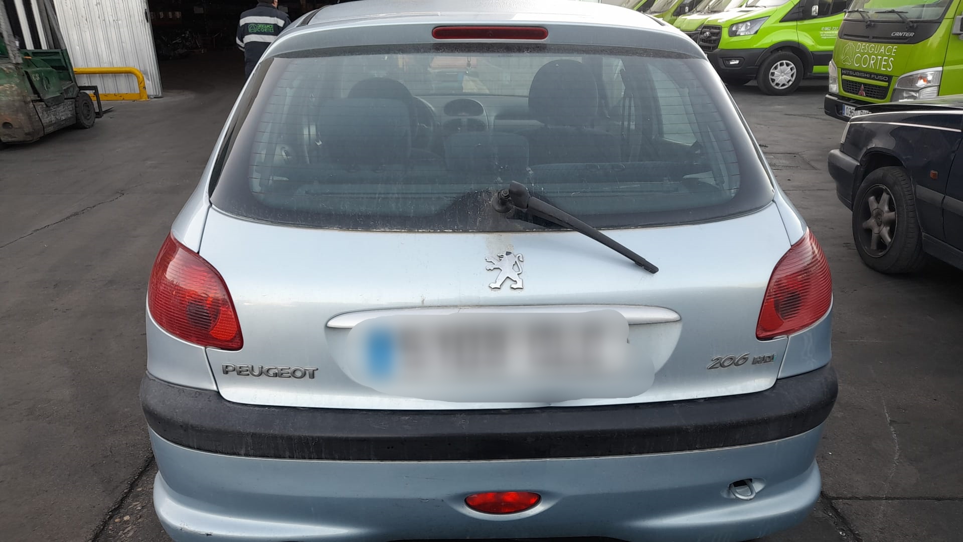 PEUGEOT 206 1 generation (1998-2009) Дверь передняя левая 9002K5 18647168