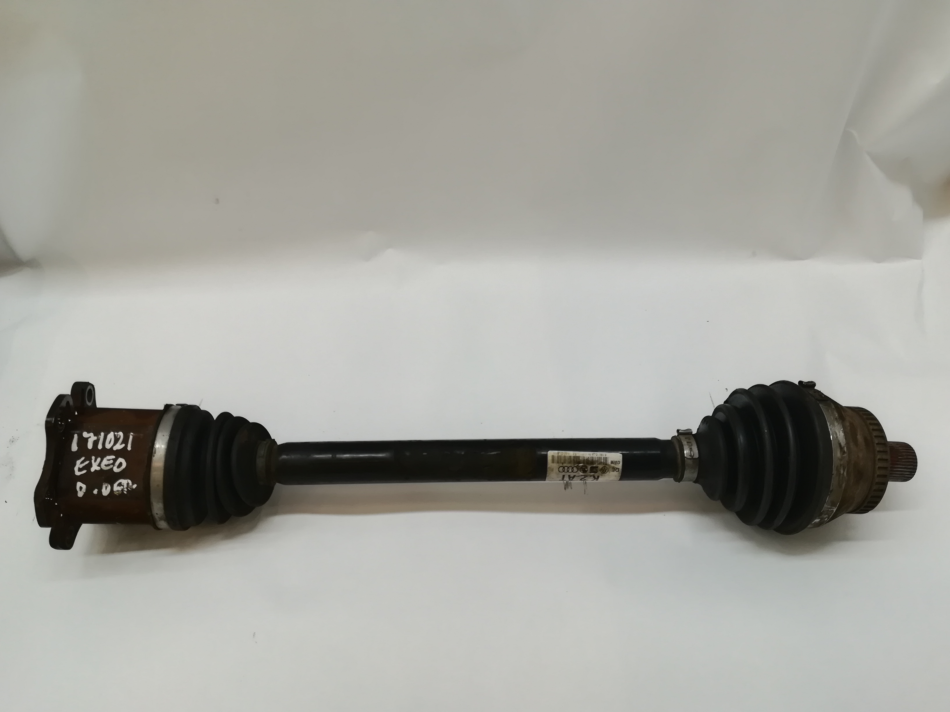 SEAT Exeo 1 generation (2009-2012) Front Right Driveshaft 8E0407272AT, K2AT 18579887