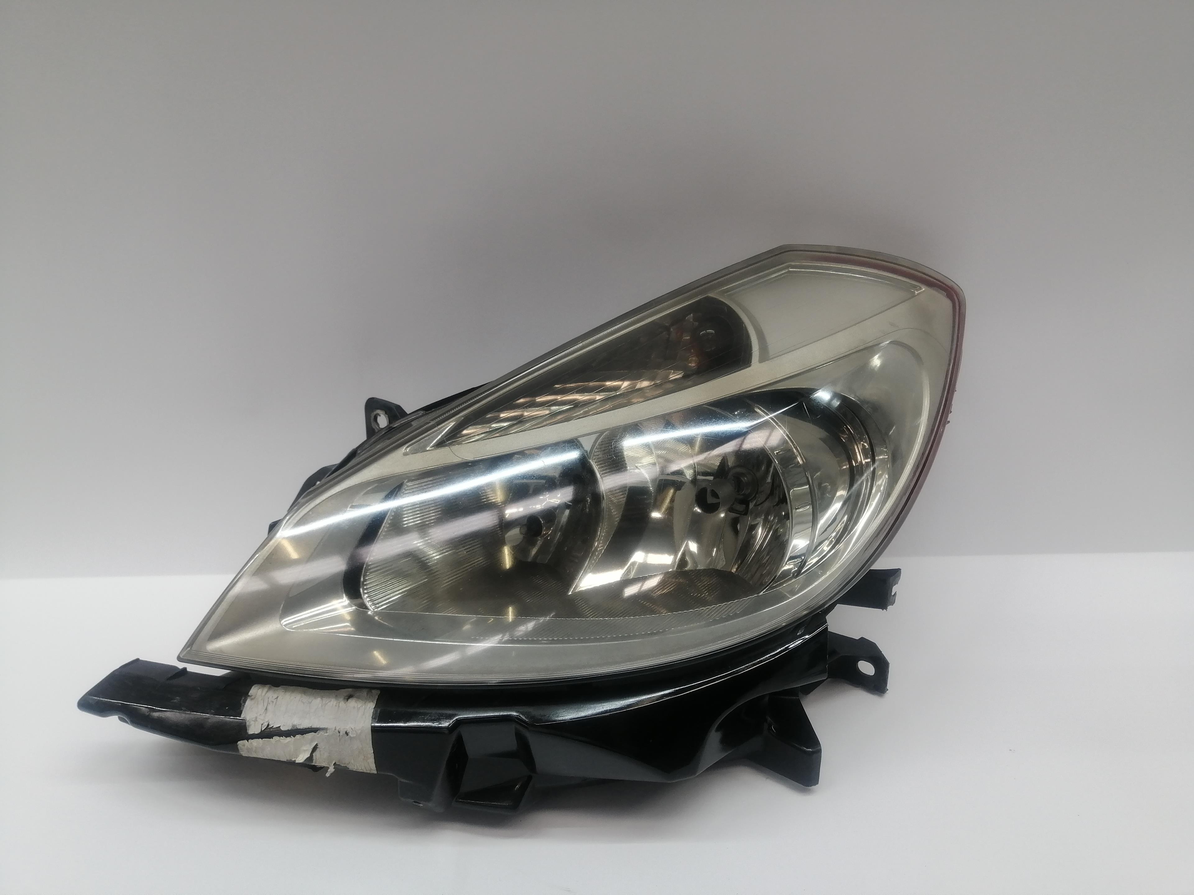 CHEVROLET Front Left Headlight 260607570R 25755103