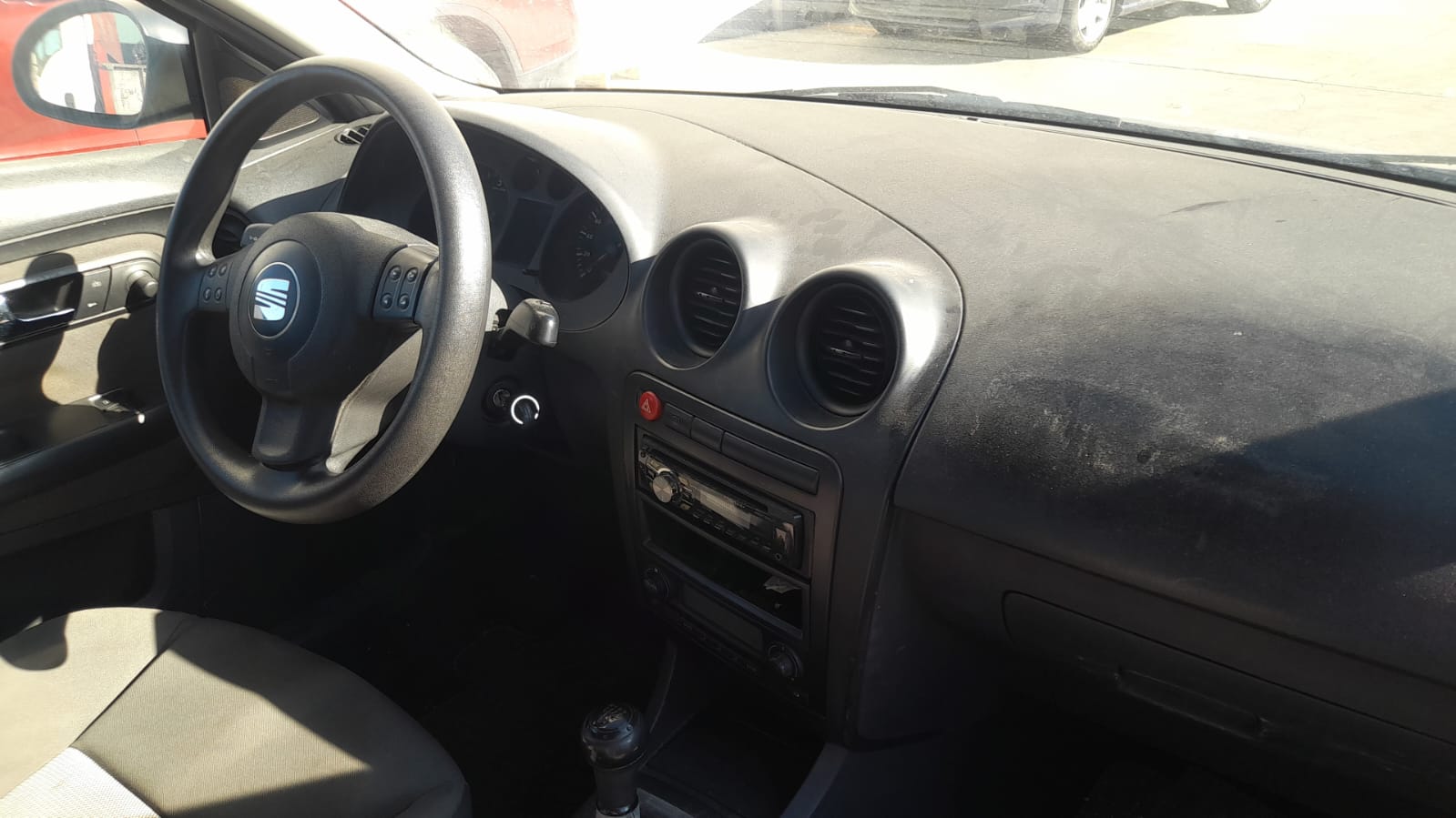 SEAT Ibiza 3 generation (2002-2008) Höger främre dörr 6L4831056S 24019511