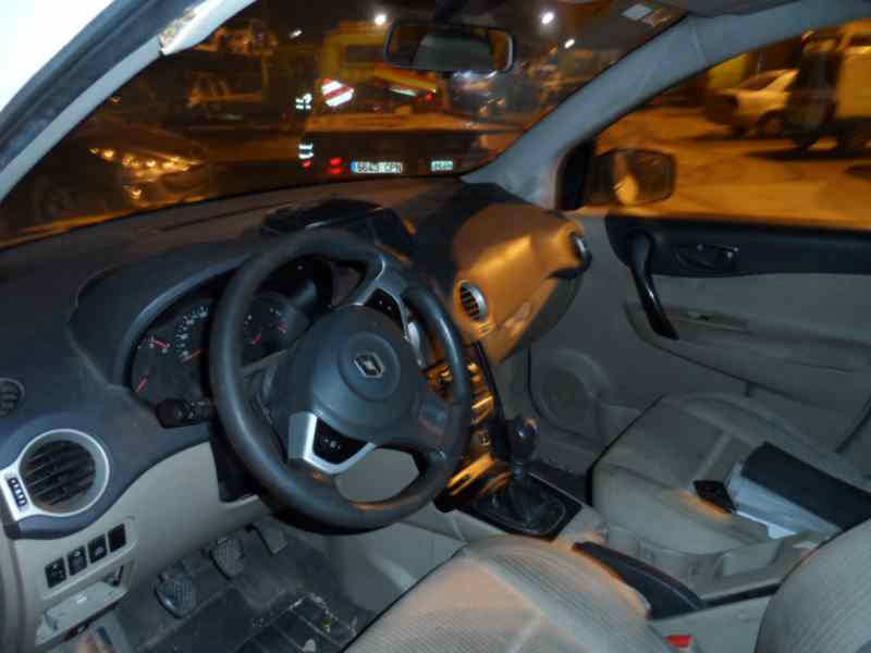 RENAULT Koleos 1 generation (2008-2016) Front Left Seatbelt 86885JZ40B 25089402