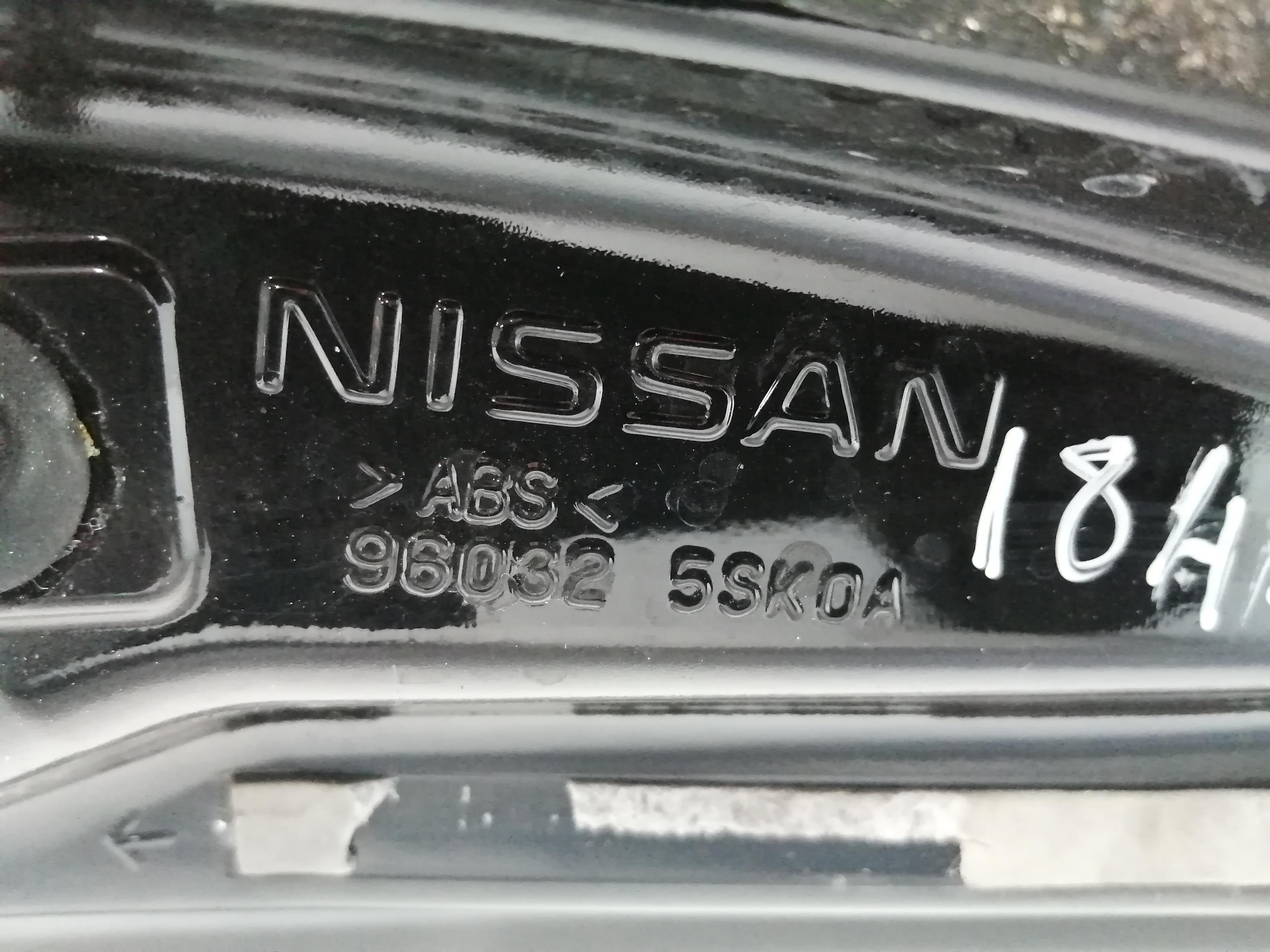NISSAN Leaf 1 generation (2010-2017) Спойлер 960325SK0A 25182100
