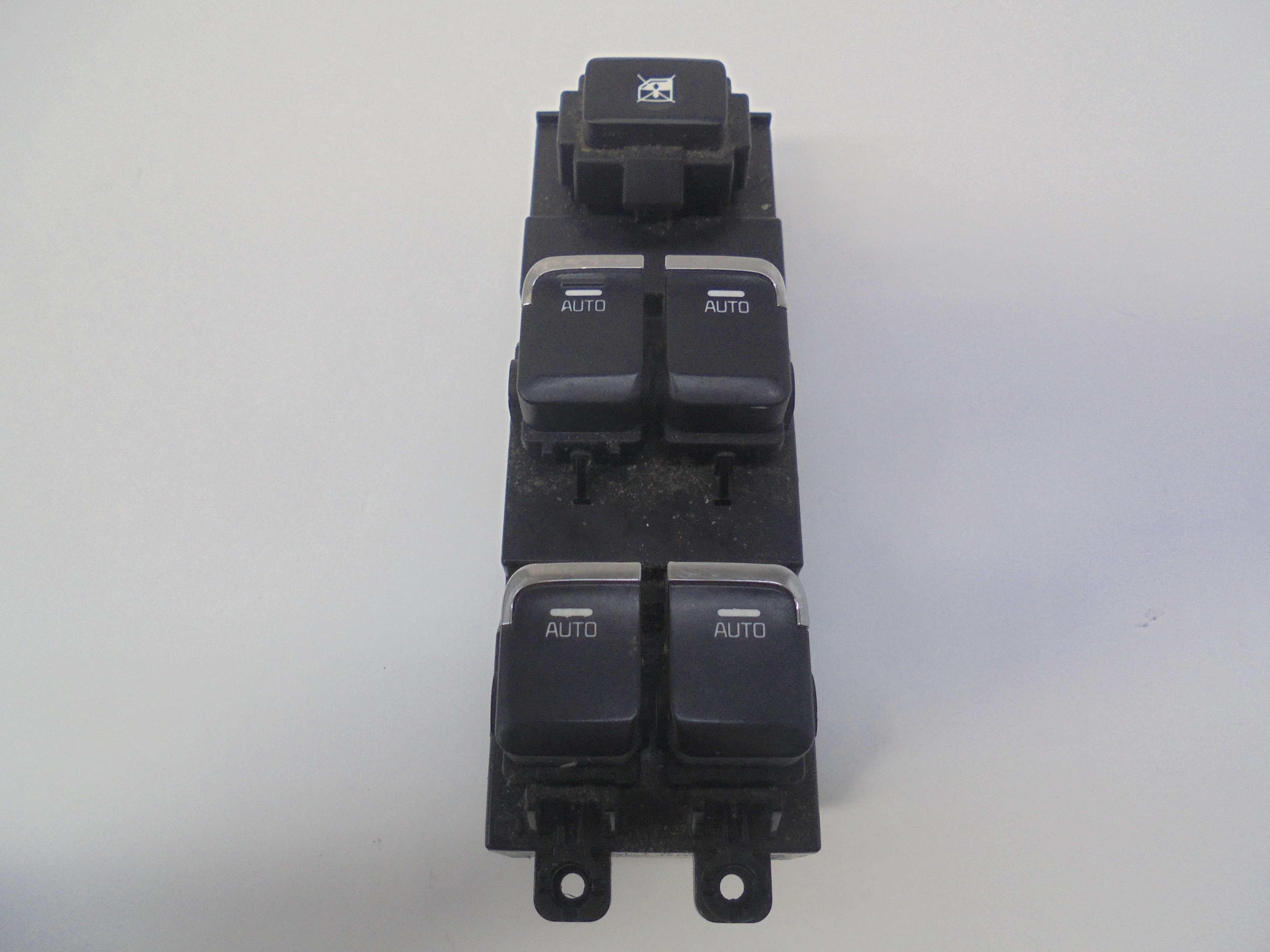 KIA Cee'd 2 generation (2012-2018) Front Left Door Window Switch 93570A2200WK 27510601