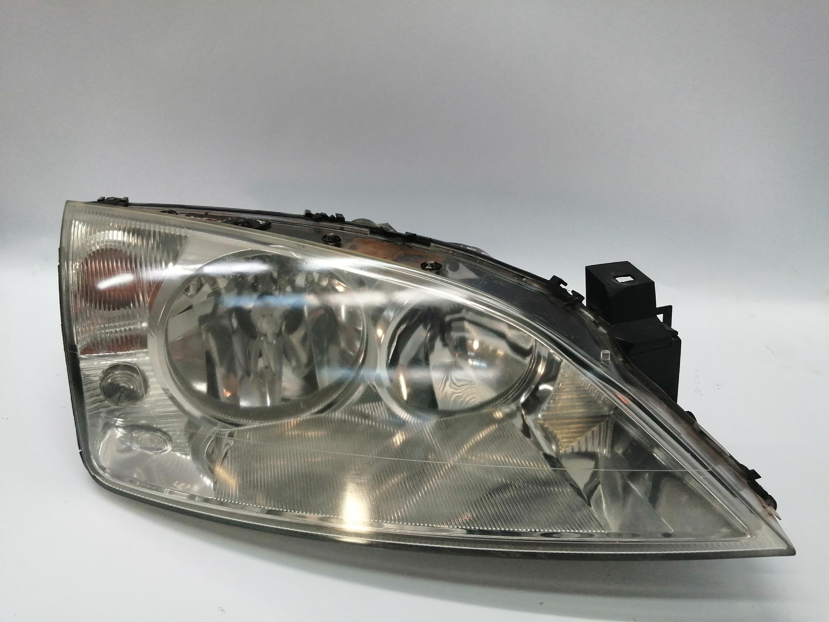 FORD Mondeo 3 generation (2000-2007) Front Right Headlight 1435619 24019428