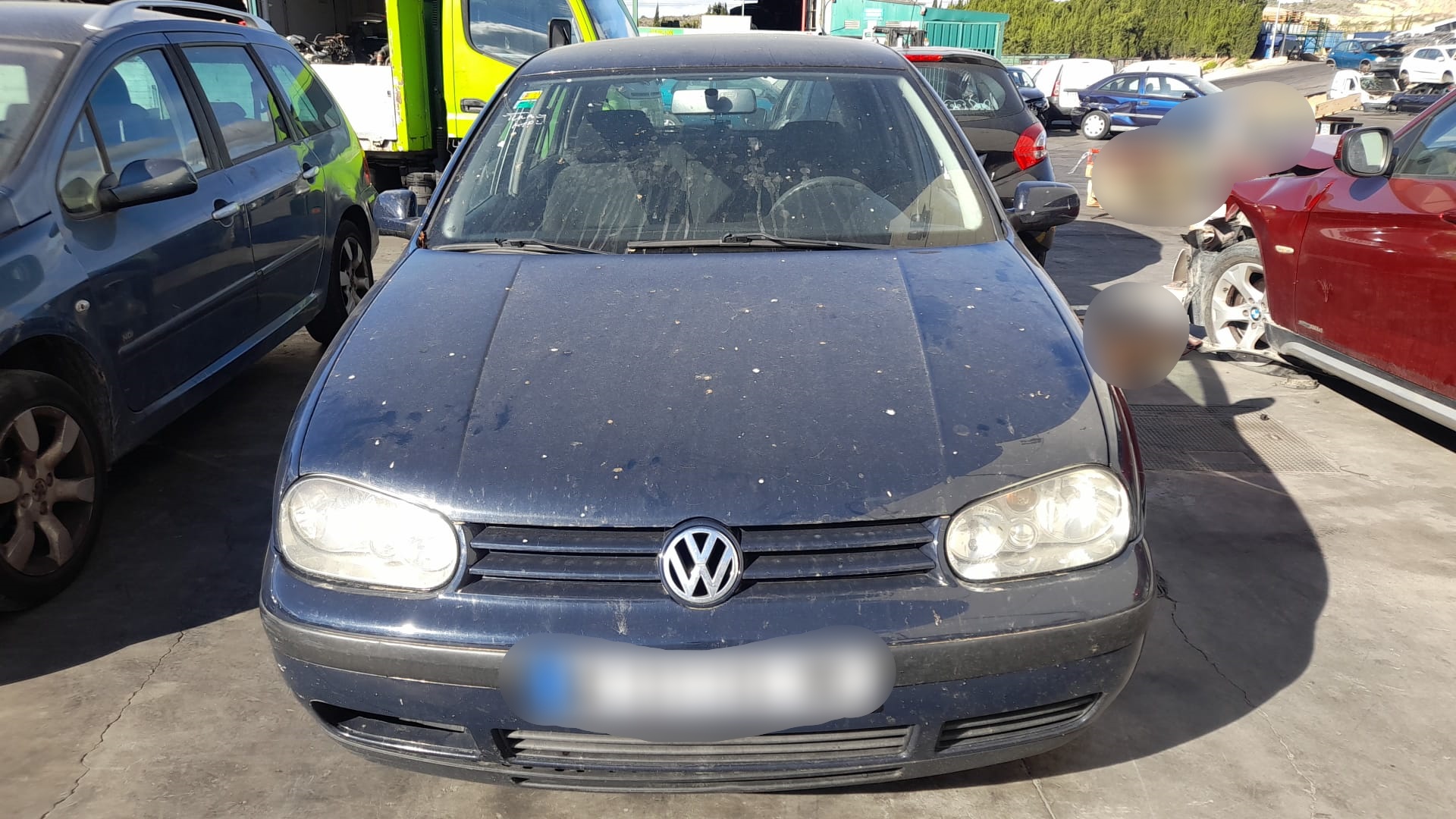 VOLKSWAGEN Решітка радіатора 1J0853655G 24021896