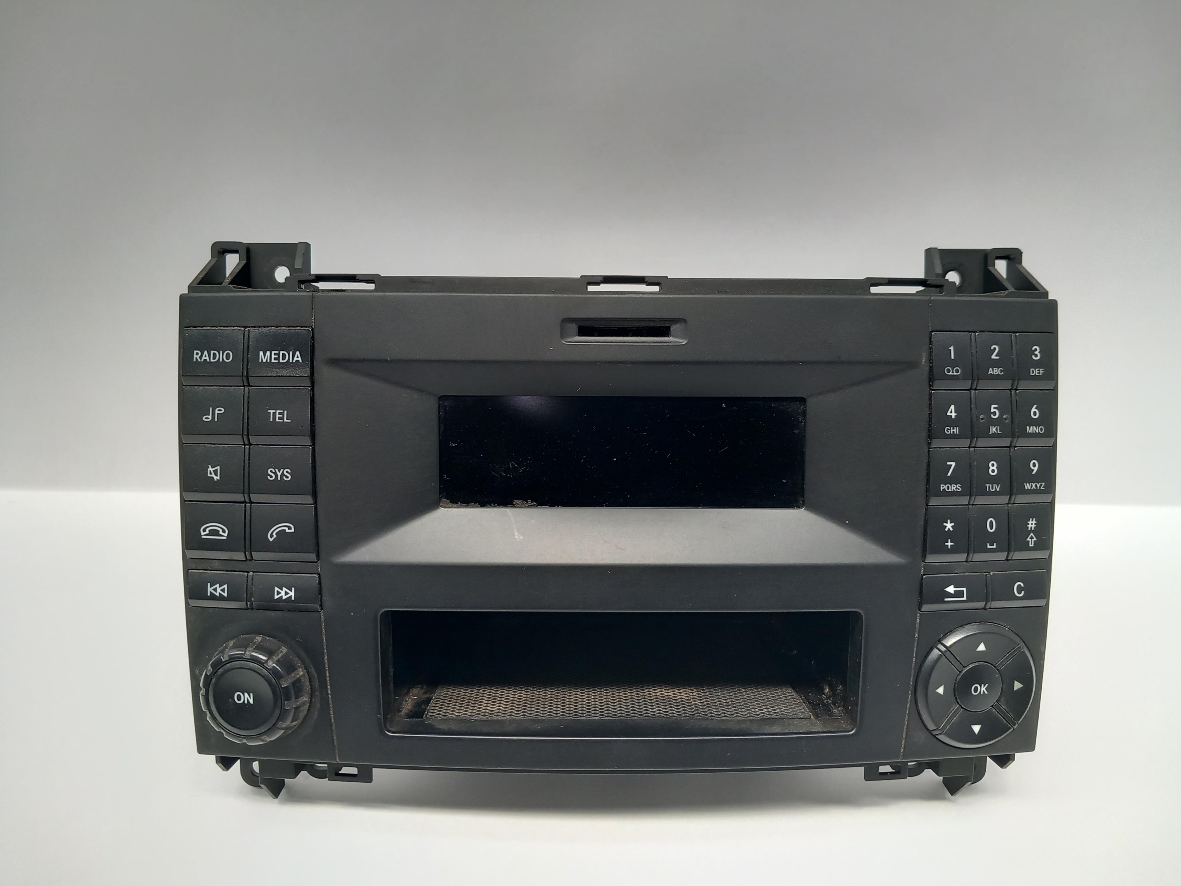 MERCEDES-BENZ Sprinter 2 generation (906) (2006-2018) Music Player Without GPS 25196977