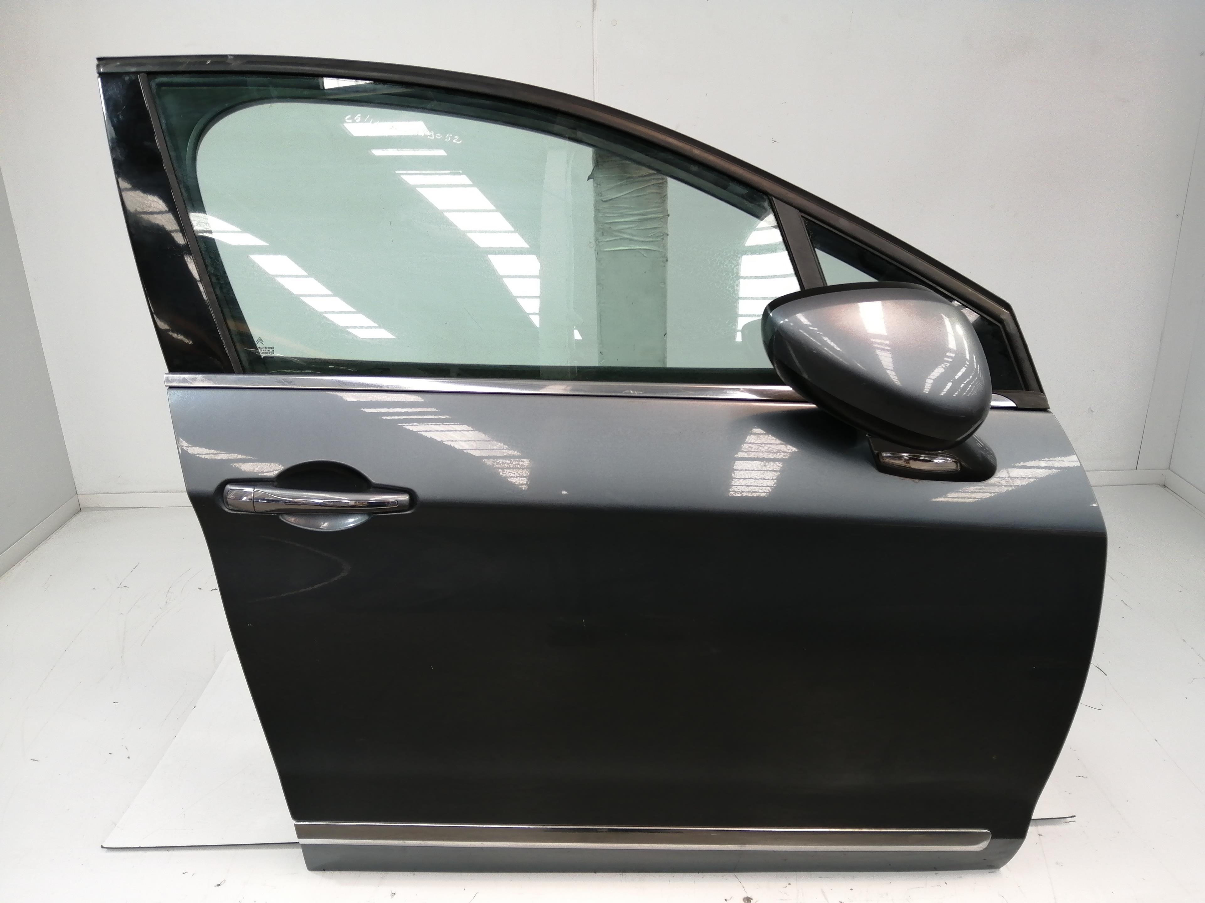 CITROËN C5 2 generation (2008-2017) Front Right Door 9004Z2 25755648