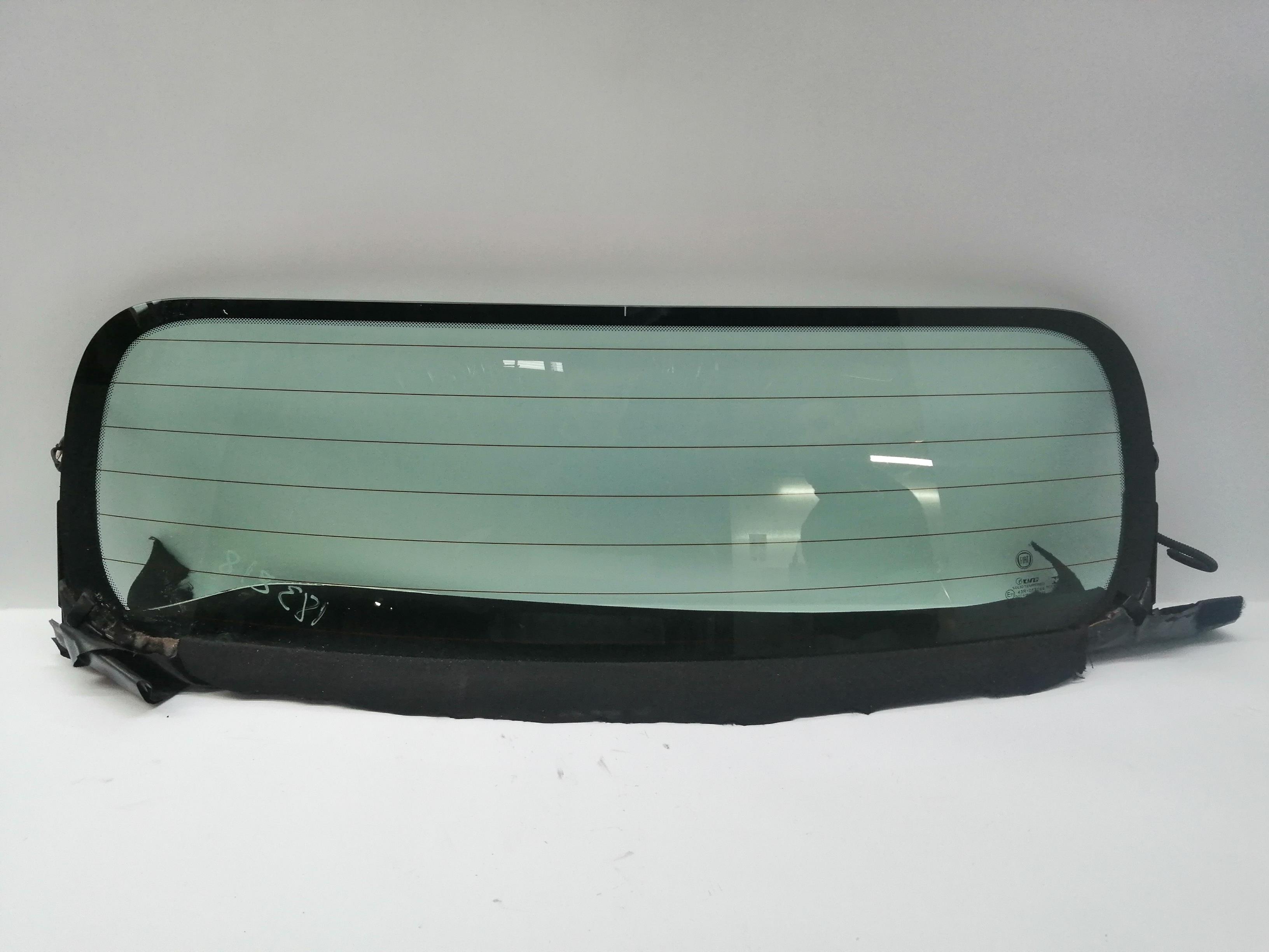 FIAT 500 2 generation (2008-2024) Aizmugurējais stikls 25180732