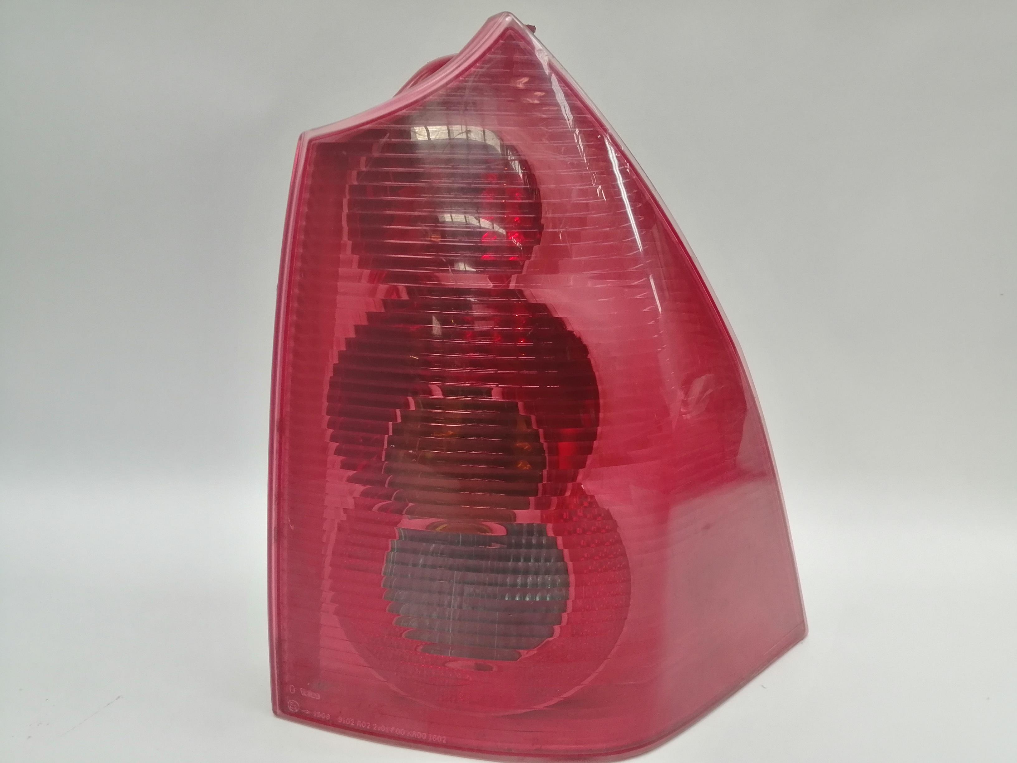 PEUGEOT 307 1 generation (2001-2008) Rear Right Taillight Lamp 6351Q6 24017598