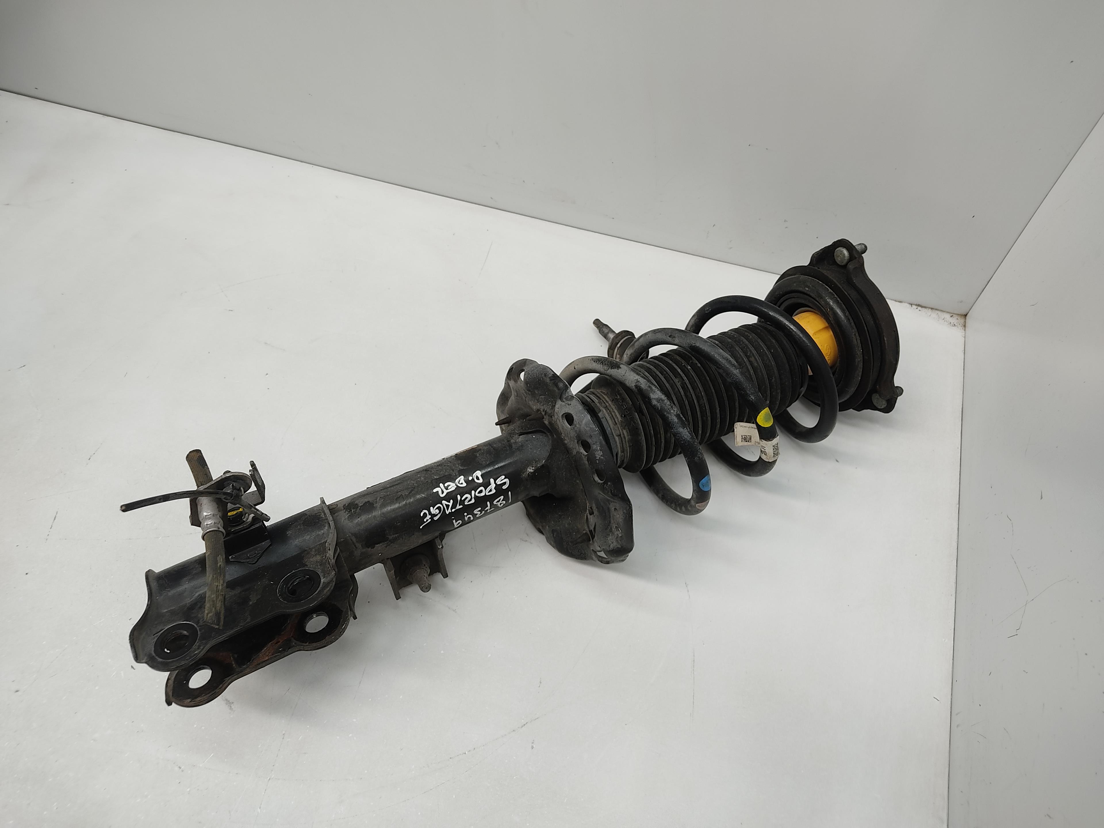 KIA Sportage 3 generation (2010-2015) Front Right Shock Absorber 54660F1520 25196147