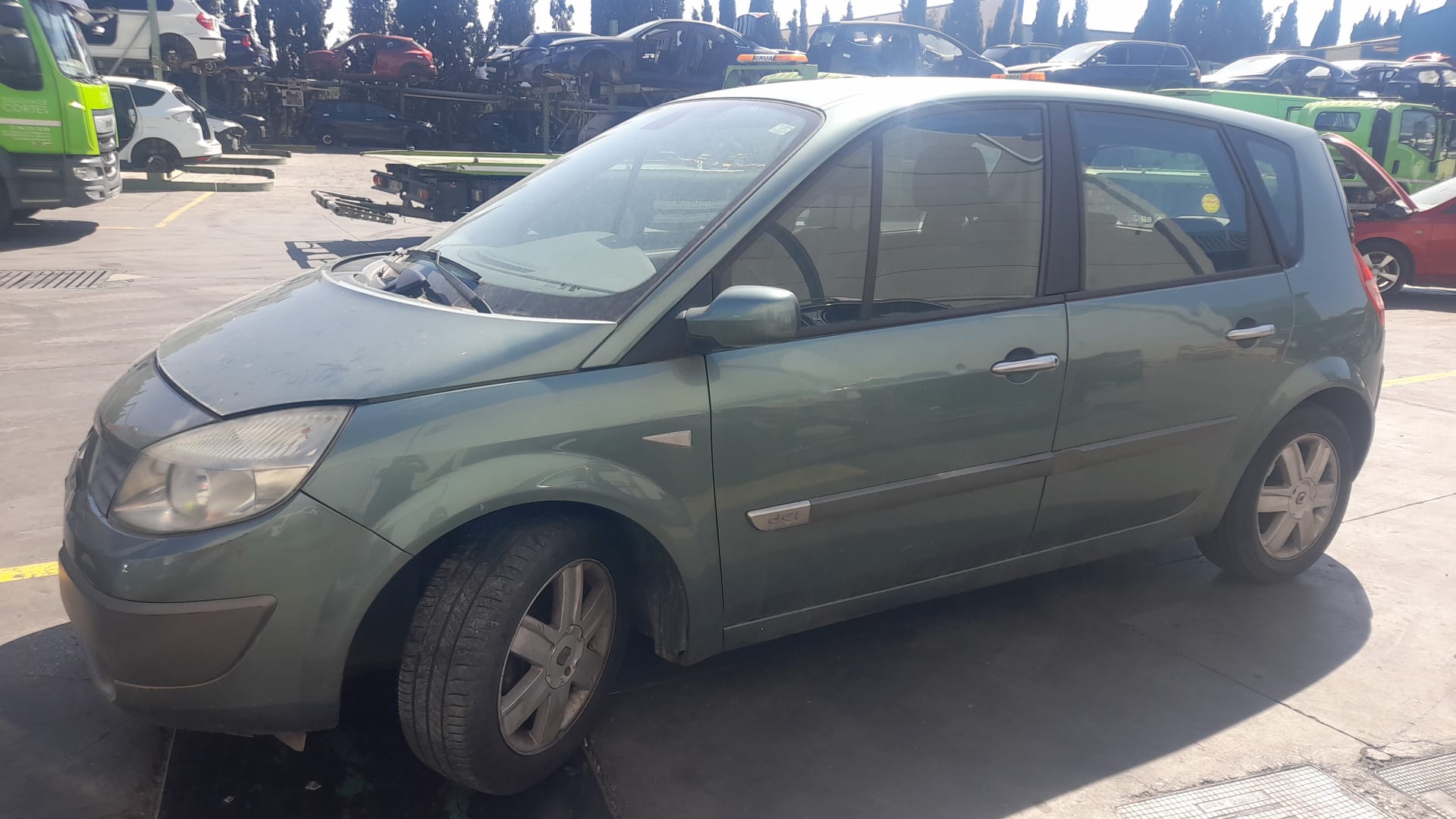 HYUNDAI Scenic 2 generation (2003-2010) Дверь задняя правая 821005158R 25221149