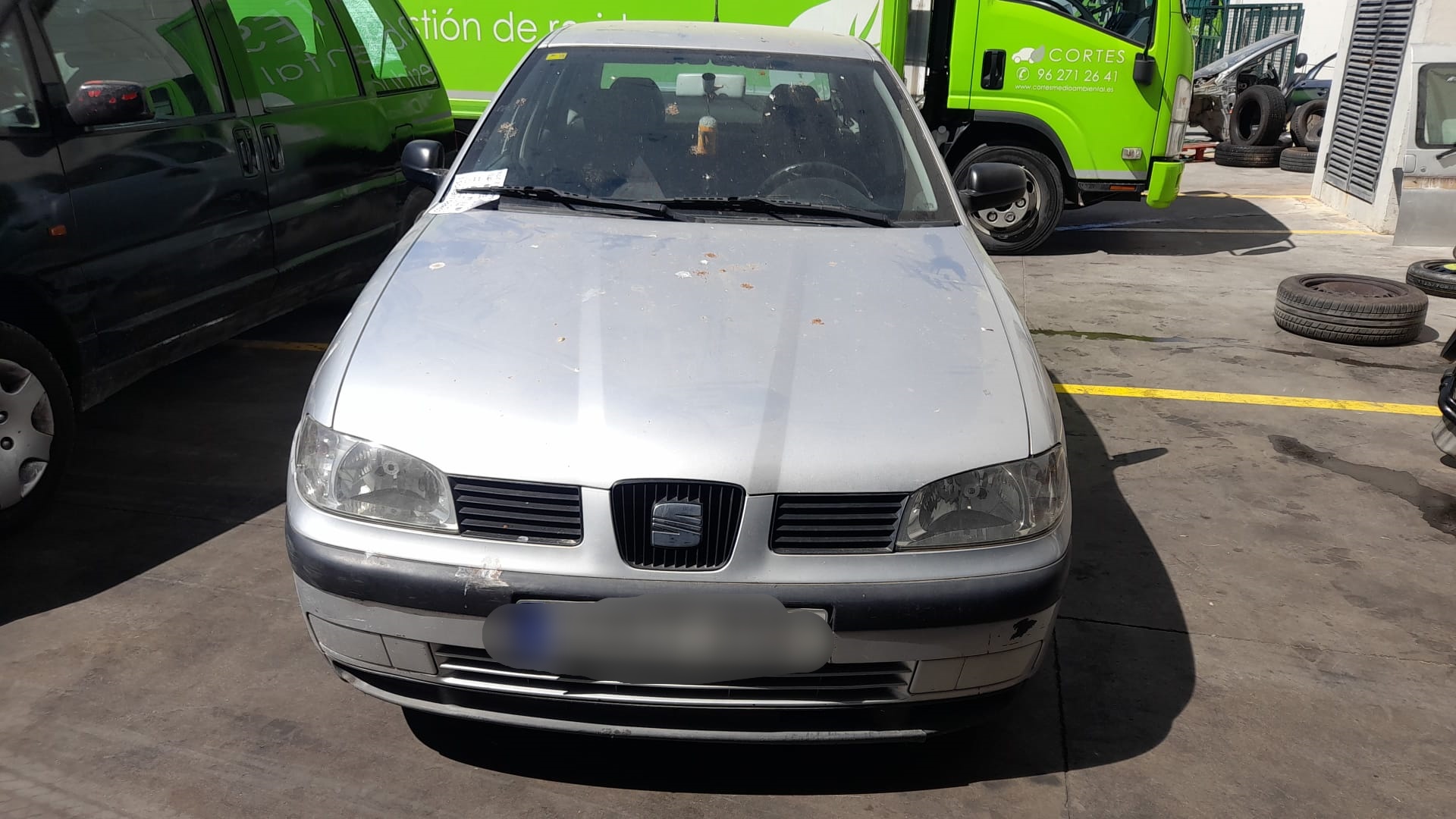 SEAT Ibiza 2 generation (1993-2002) Бампер передний 6K0807221M 18649417