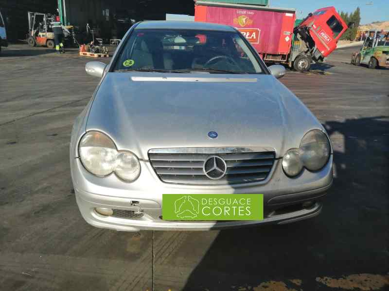 MERCEDES-BENZ C-Class W203/S203/CL203 (2000-2008) Другая деталь 2038201285 25109502