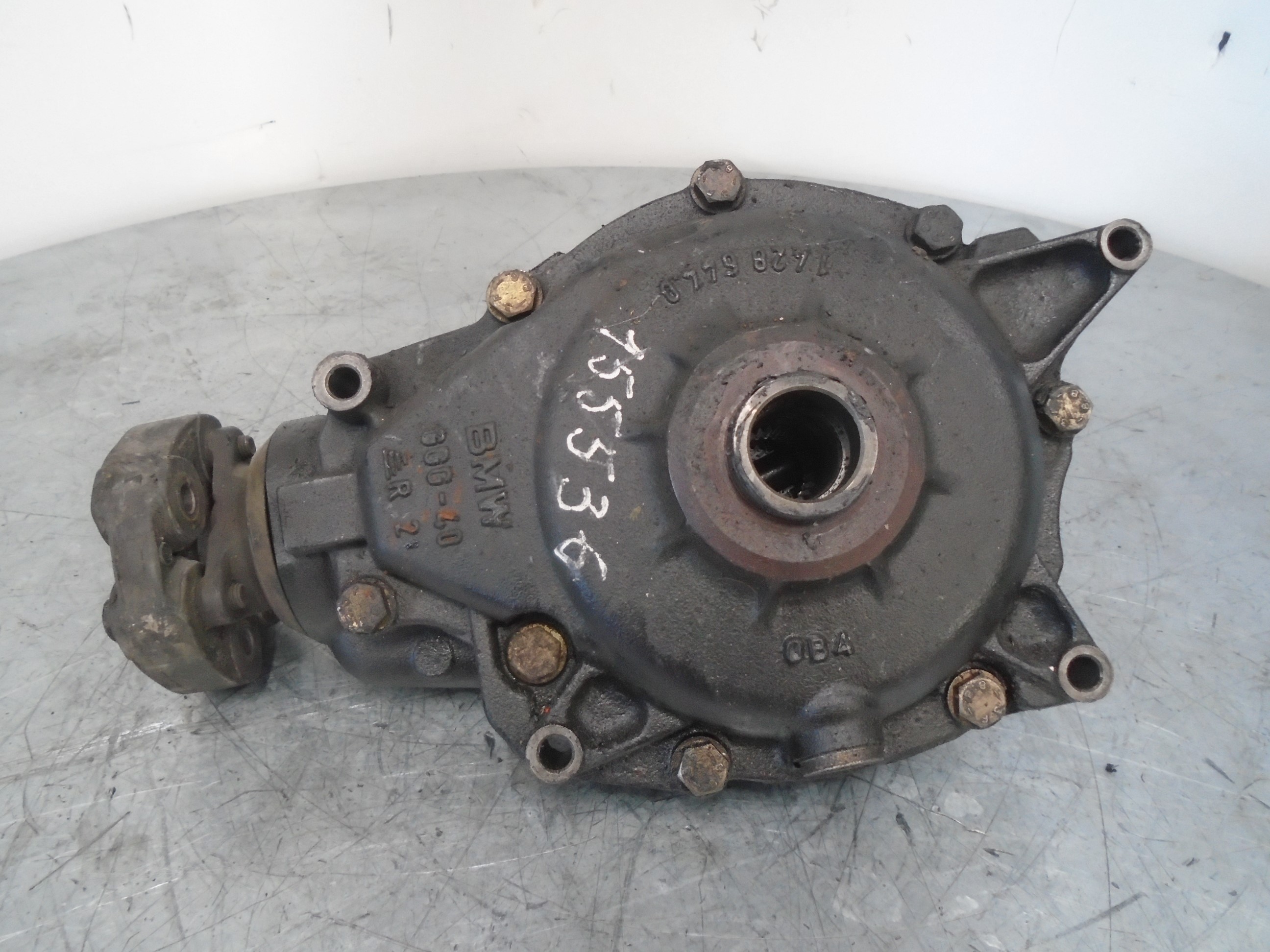 BMW X5 E53 (1999-2006) Front Transfer Case 07508527 18533956