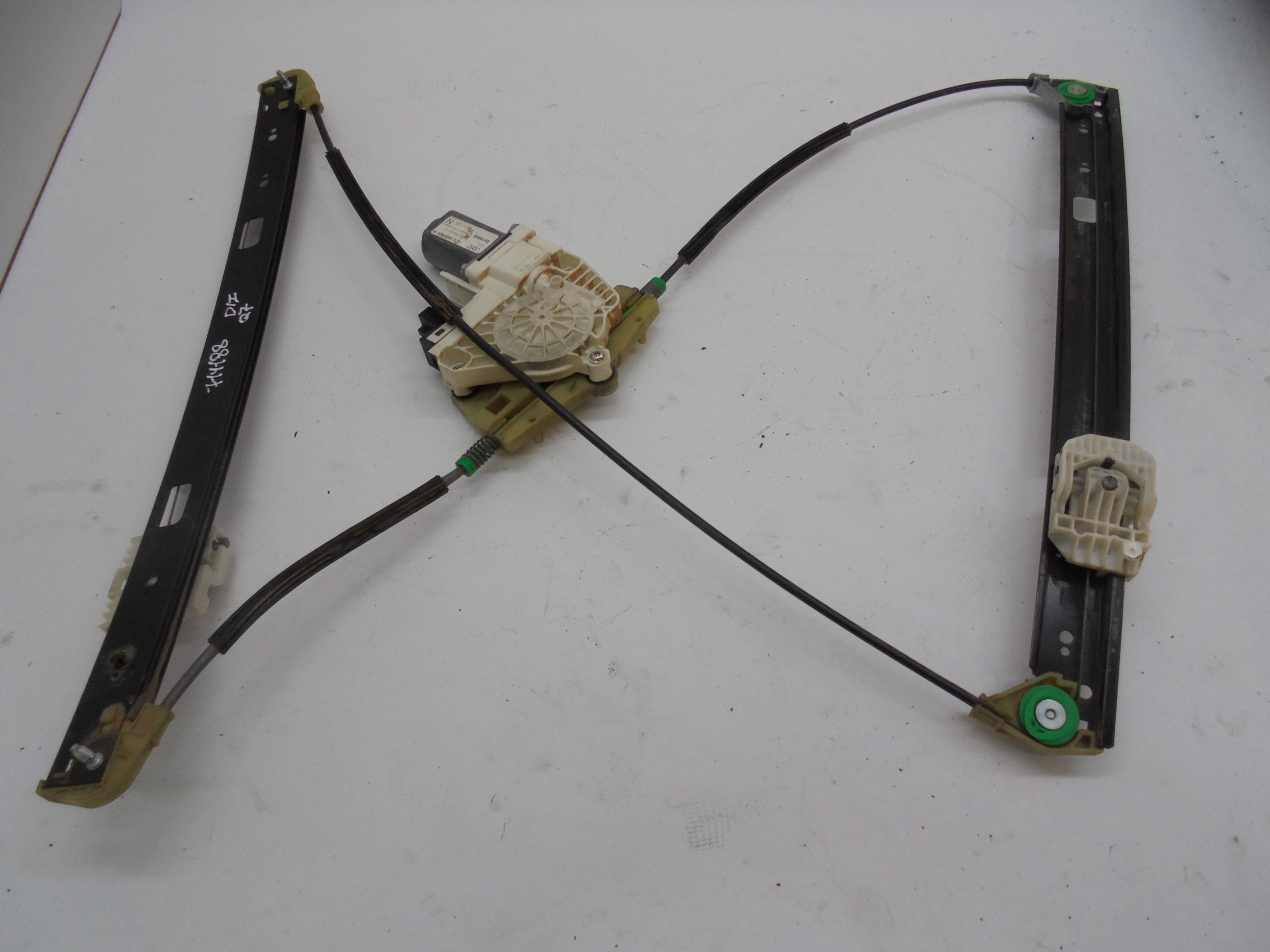 AUDI Q7 4L (2005-2015) Front Left Door Window Regulator 4L0837461E 18535350