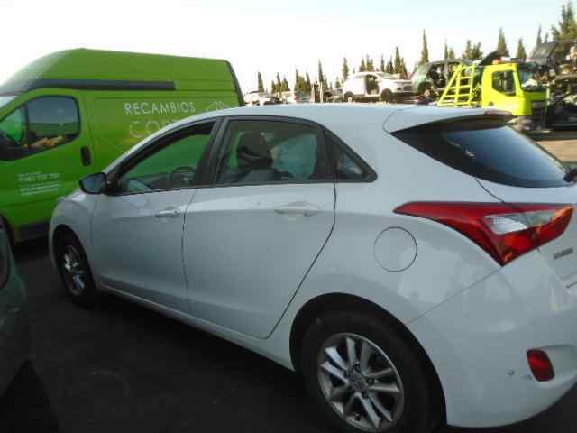 HYUNDAI i30 GD (2 generation) (2012-2017) Стартер 361002B220 25204686