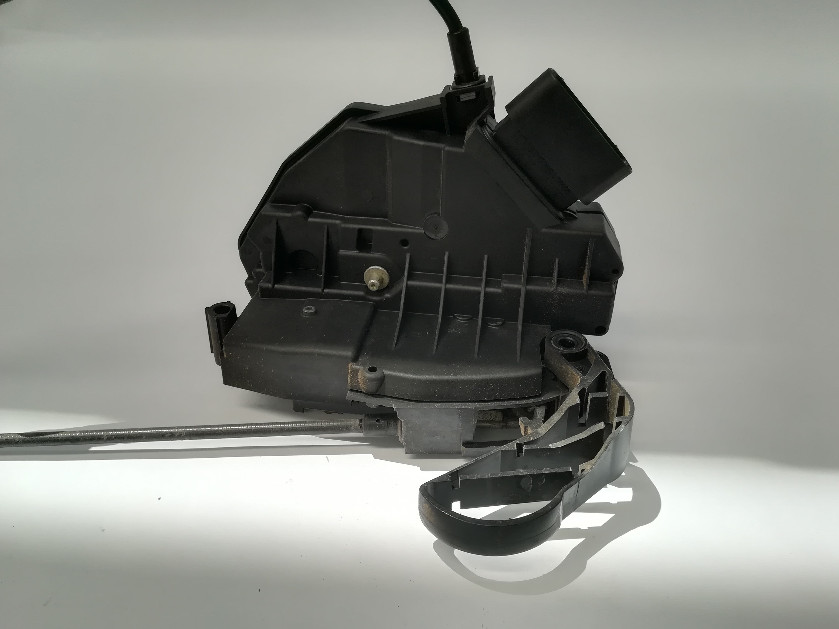 FORD Focus 3 generation (2011-2020) Front Right Door Lock 2066073 18559498