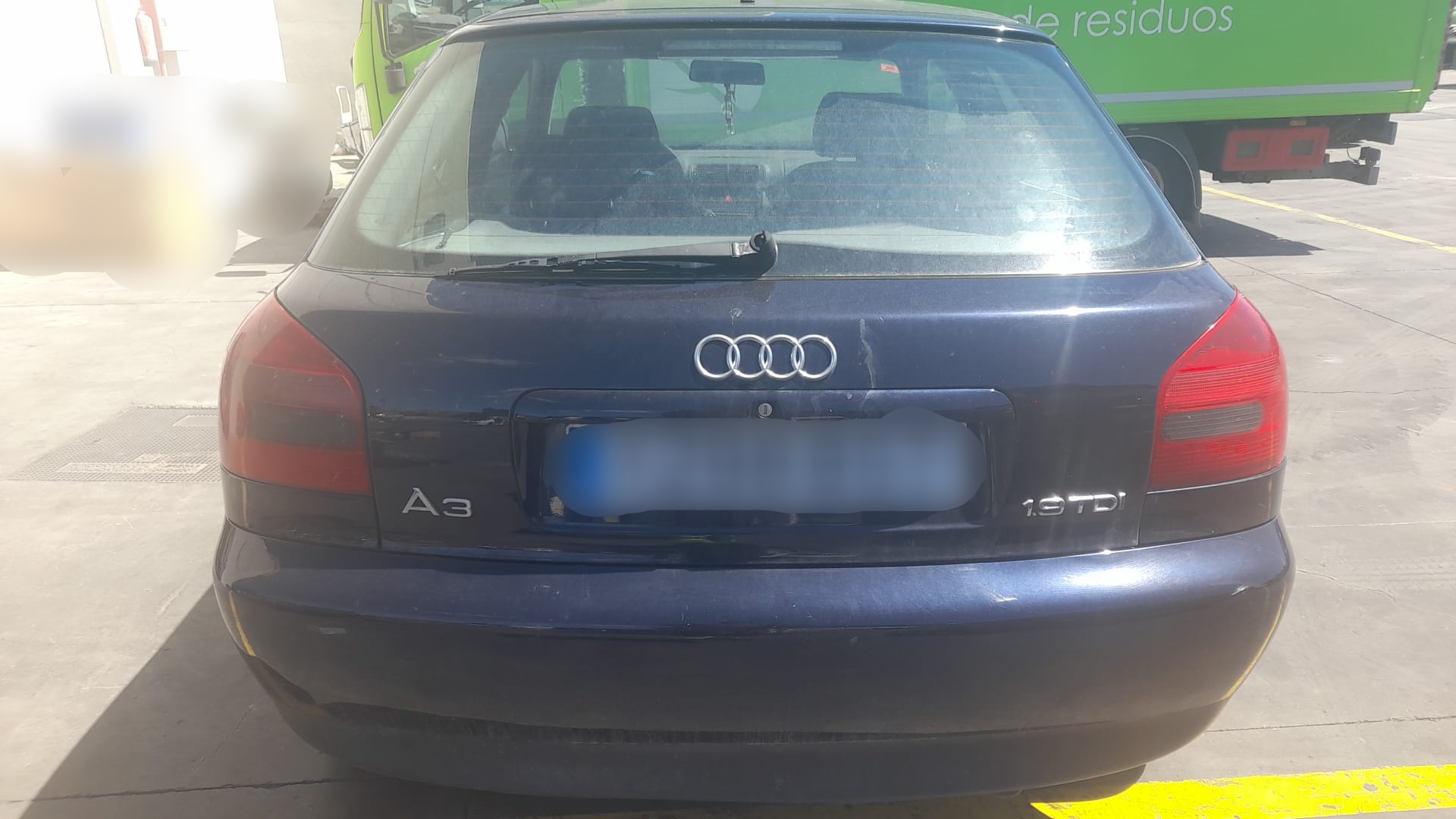 AUDI A3 8L (1996-2003) Priekinės kairės durys 8L3831051C 20811906