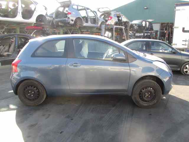 TOYOTA Yaris 2 generation (2005-2012) Toinen osa 61B240-000 25089391