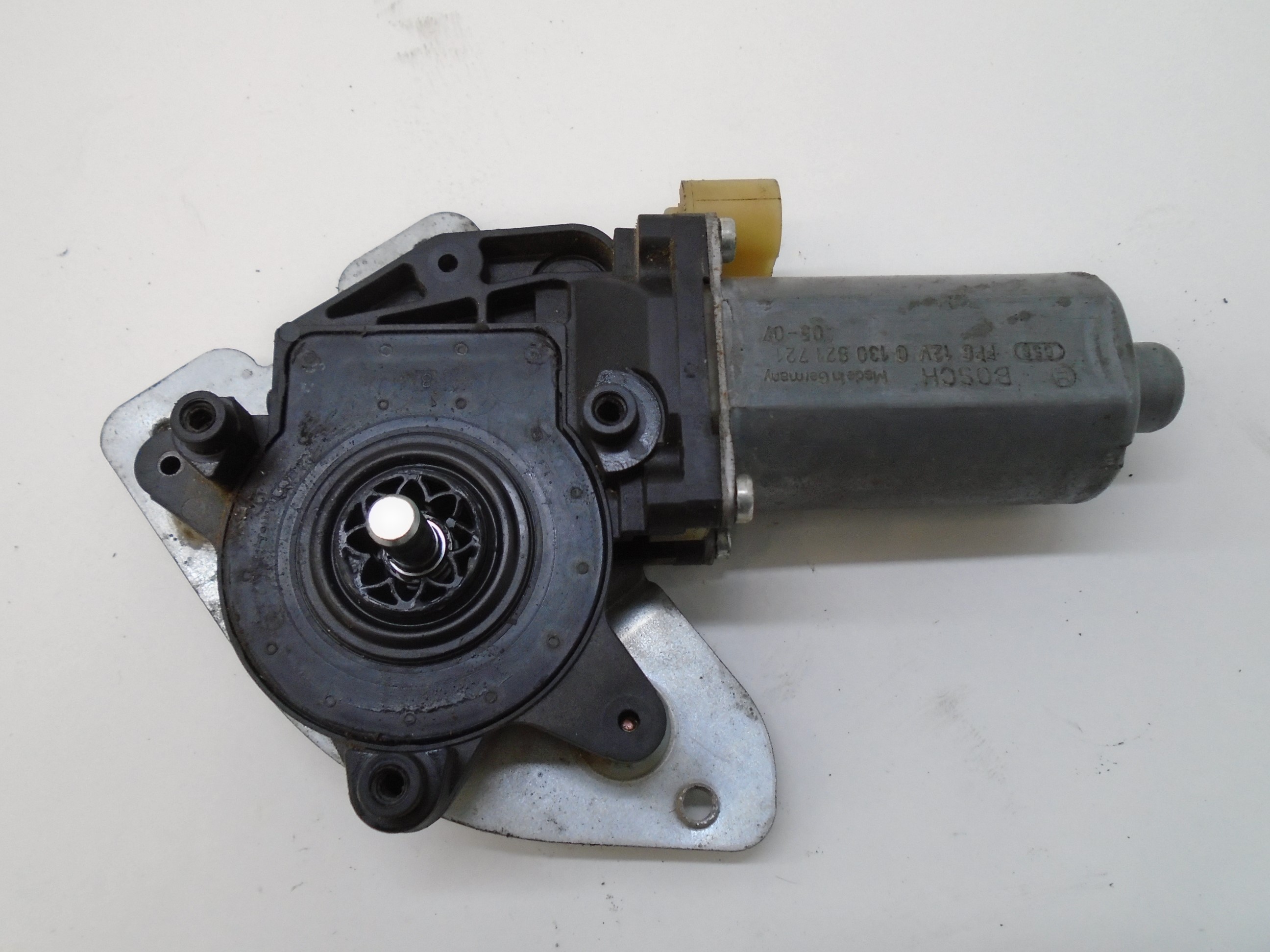 NISSAN Serena 1 generation (1991-2002) Front Right Door Window Control Motor 0130821721 18509879