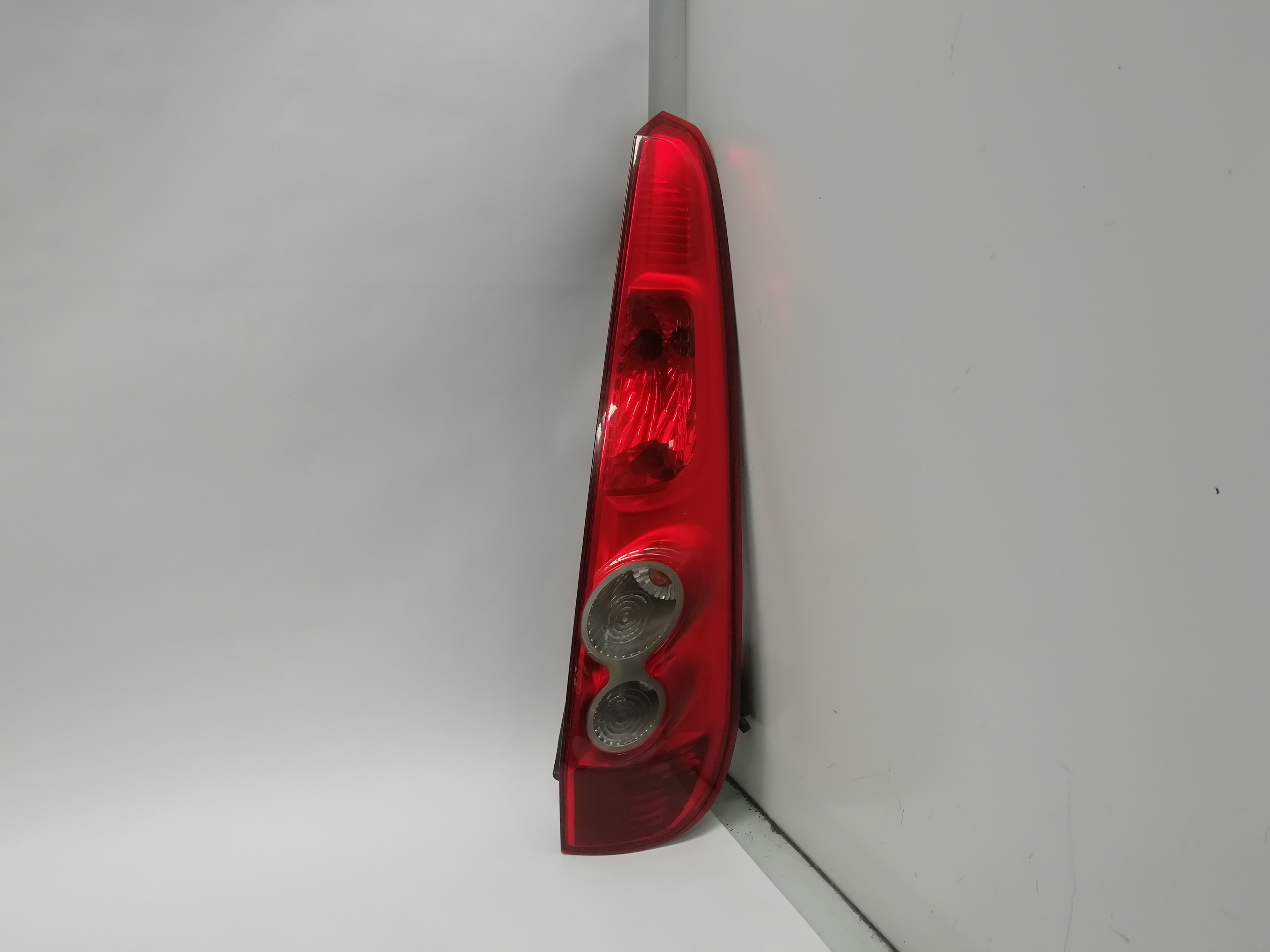 FORD Fiesta 5 generation (2001-2010) Rear Right Taillight Lamp 1437625 25178642