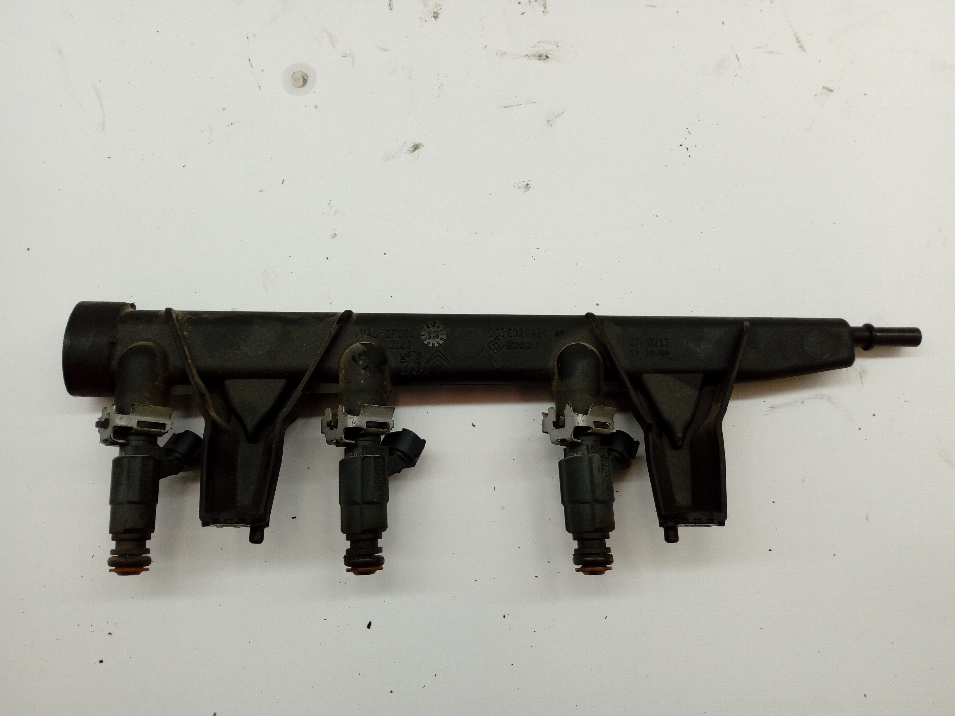 PEUGEOT 208 Peugeot 208 (2012-2015) Fuel Rail 9676020480 18664506