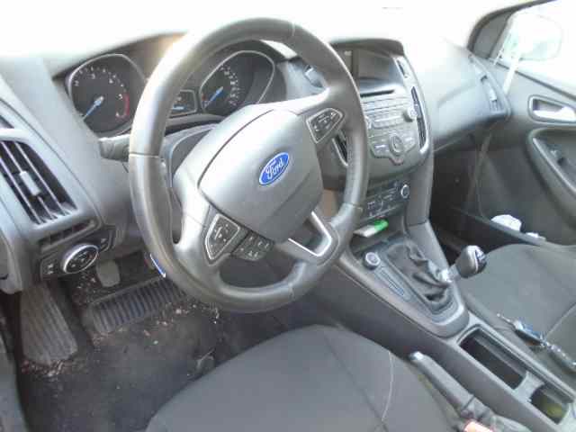 FORD Focus 3 generation (2011-2020) Ступица передняя правая AV613K170 18420414