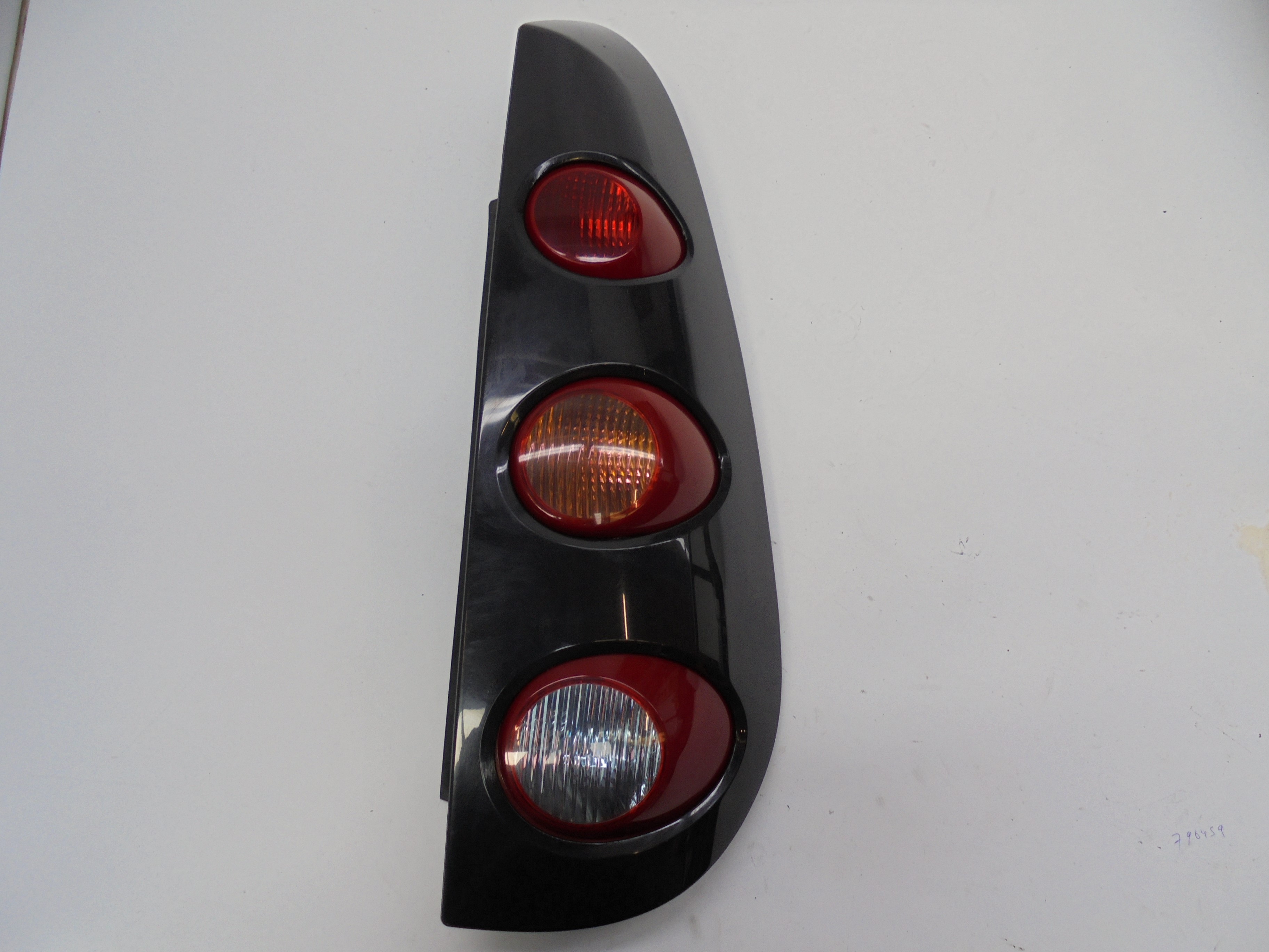 SMART Forfour 1 generation (2004-2006) Rear Right Taillight Lamp A4548200664 18522313