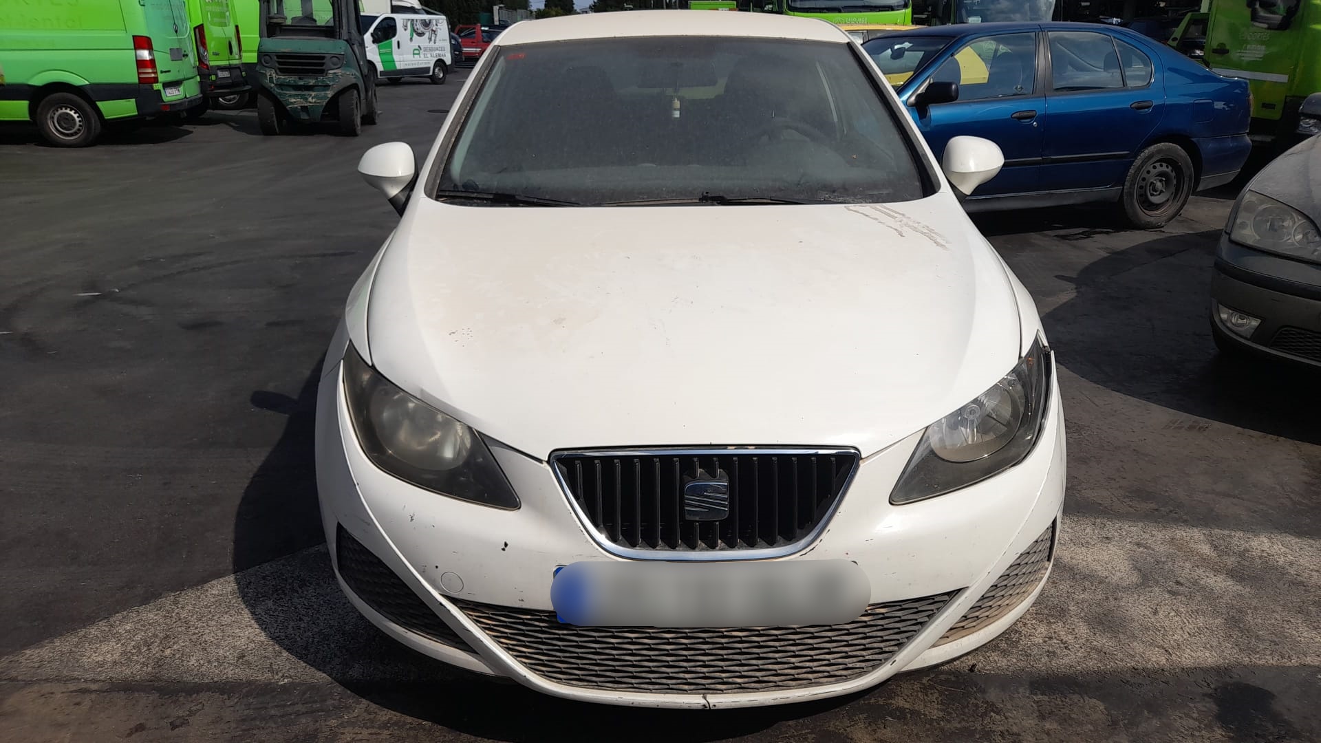 SEAT Ibiza 4 generation (2008-2017) Front venstre dørlås 5N1837015C, 5N1837015A 18571769