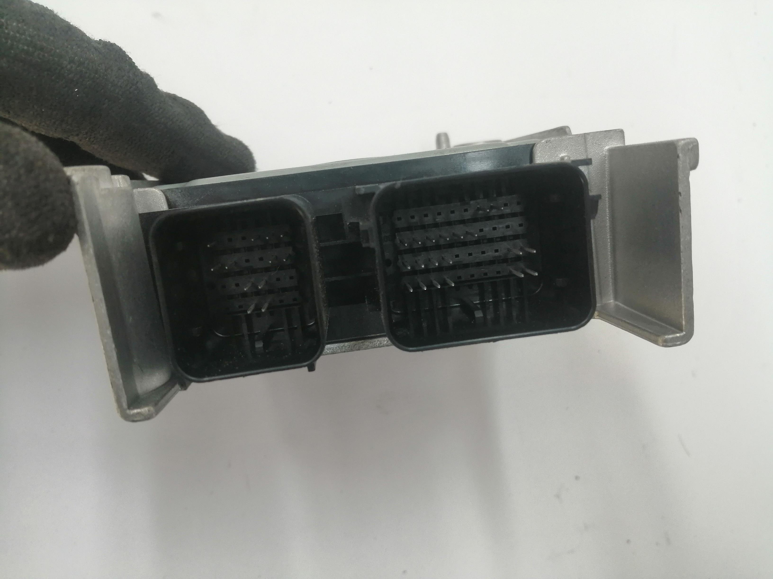 PEUGEOT Focus 2 generation (2004-2011) SRS Control Unit 1717369 23552514