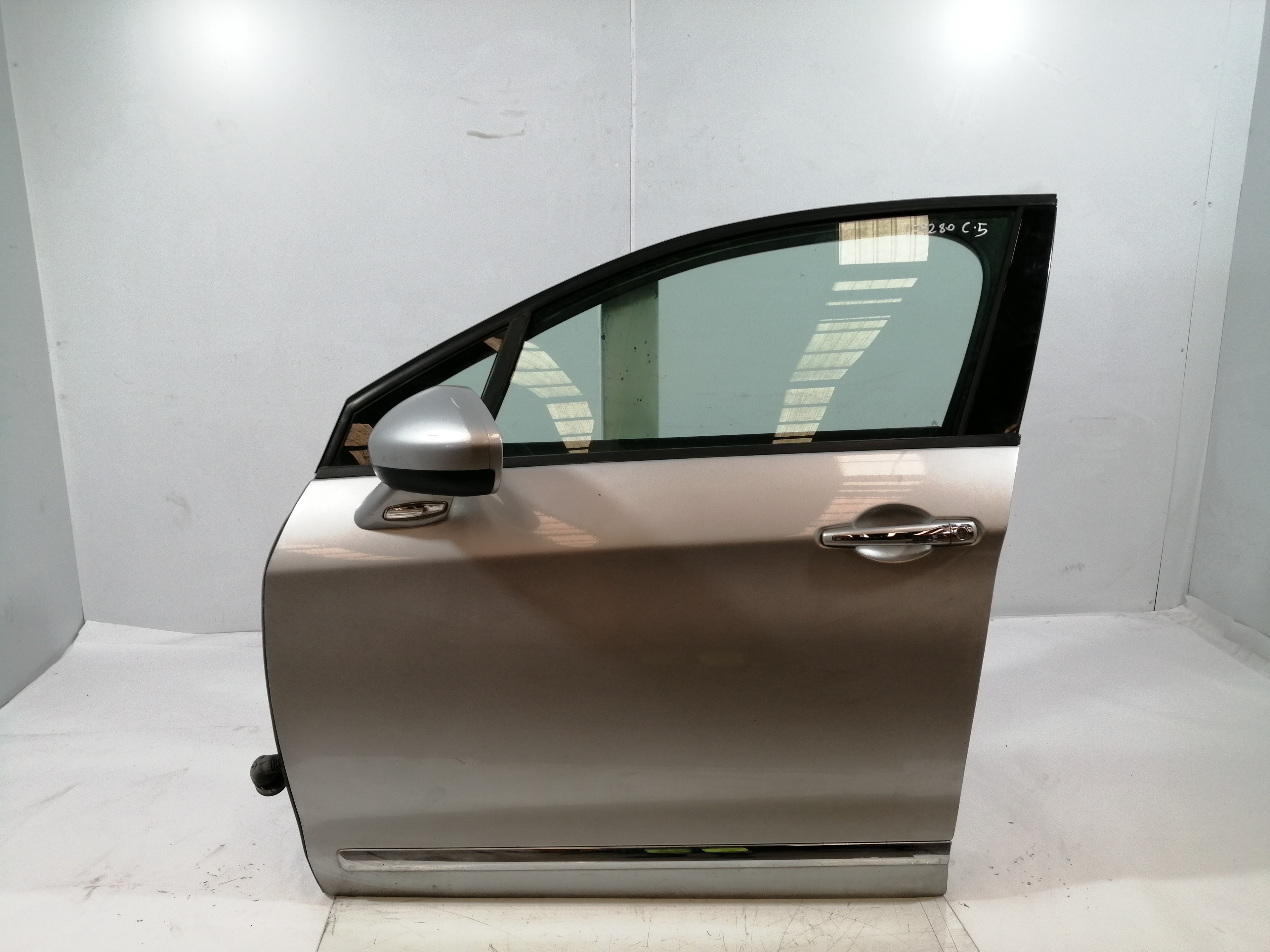 CITROËN C5 2 generation (2008-2017) Front Left Door 9002Y8 20143640